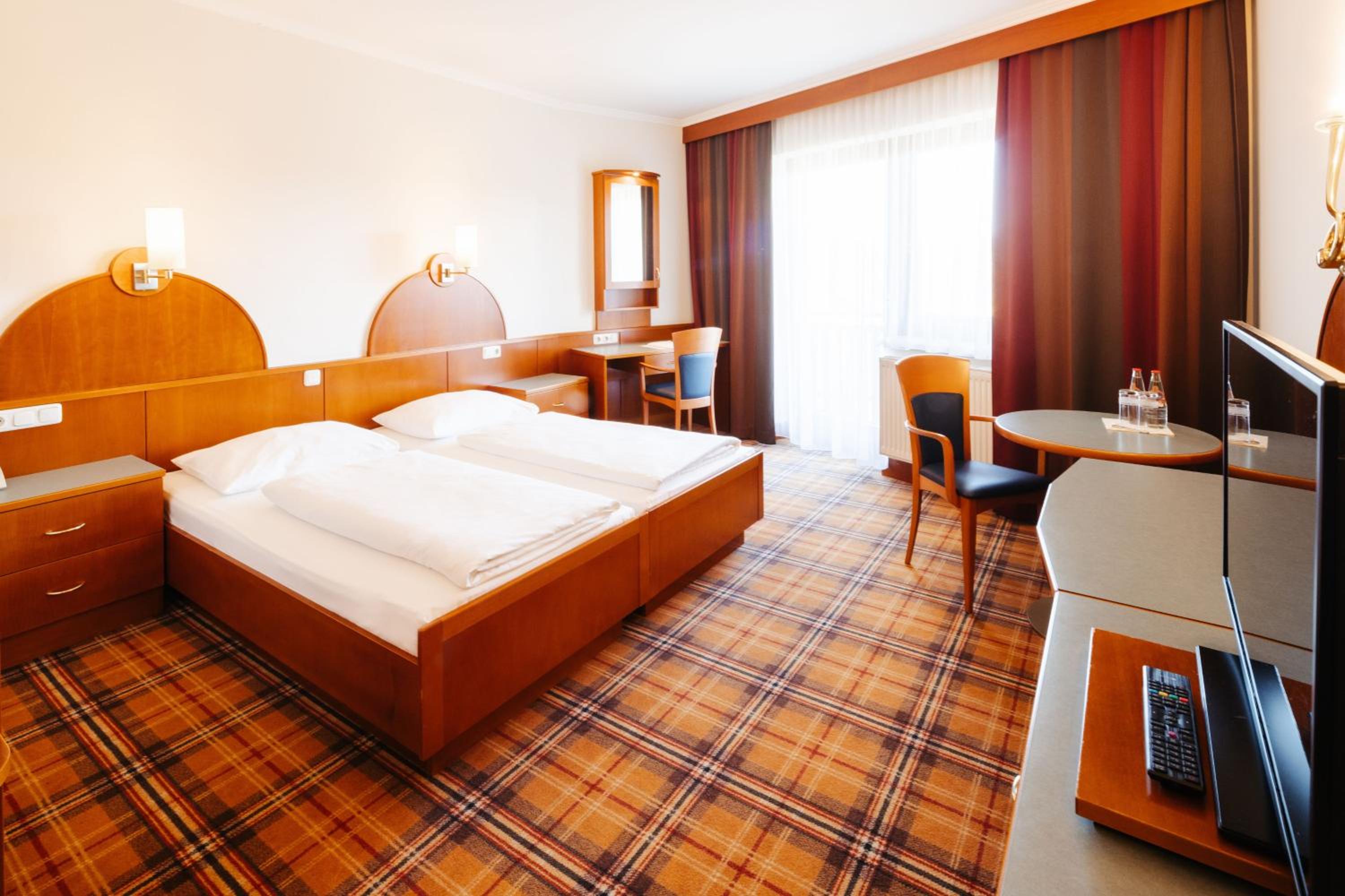 Classic Double Room - Photo 5