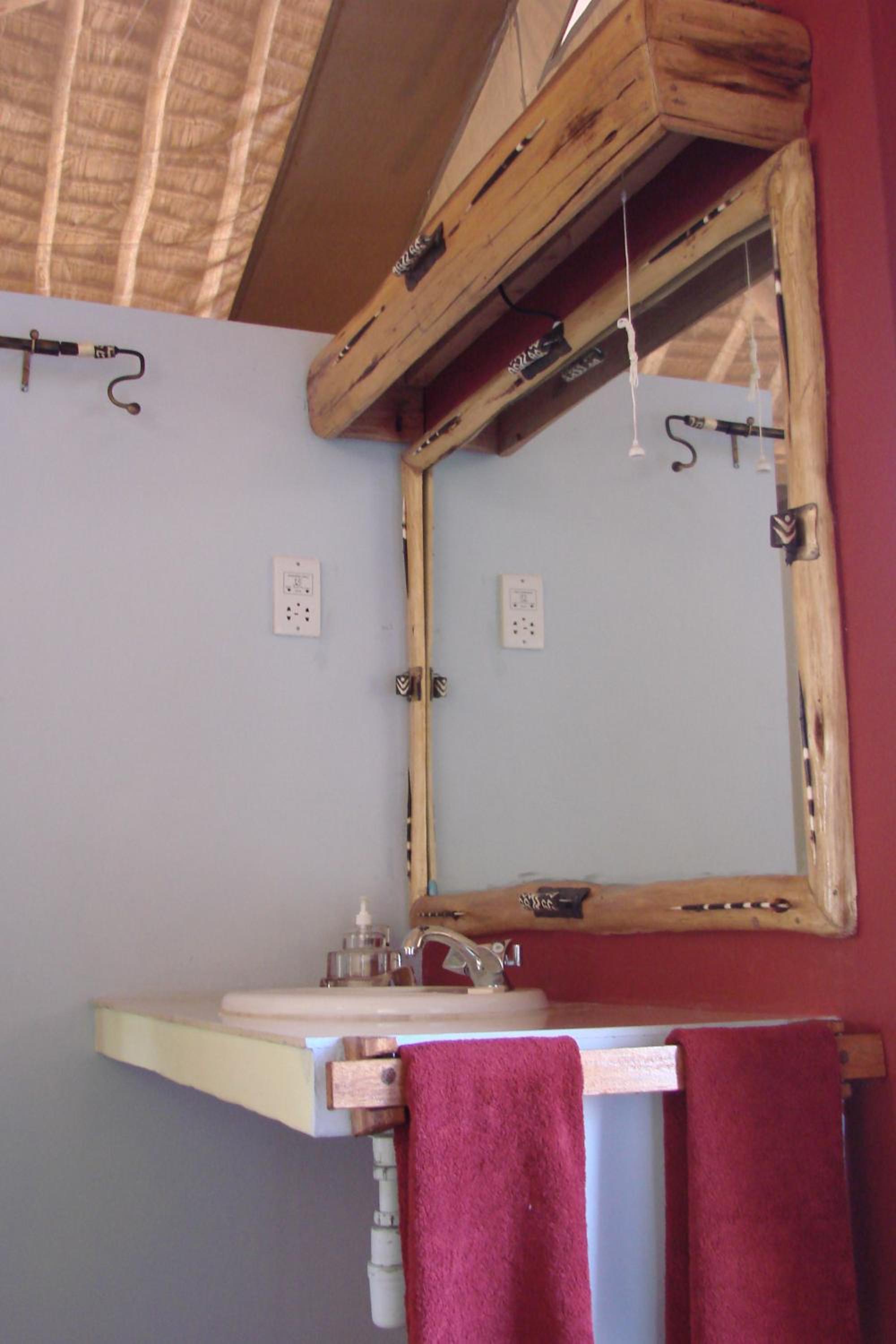 Family Room - Photo 5