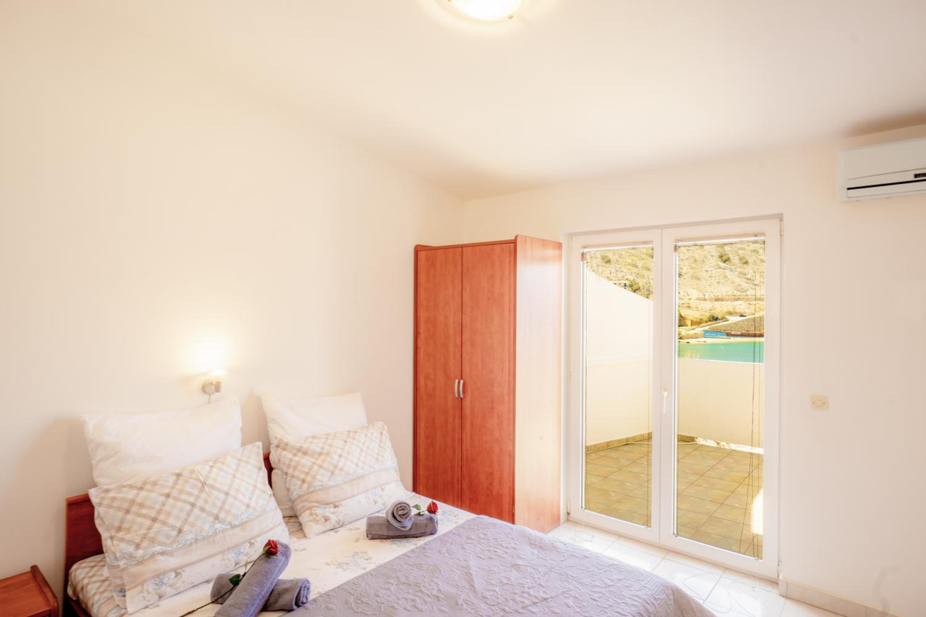 Studio Apartment with Sea View