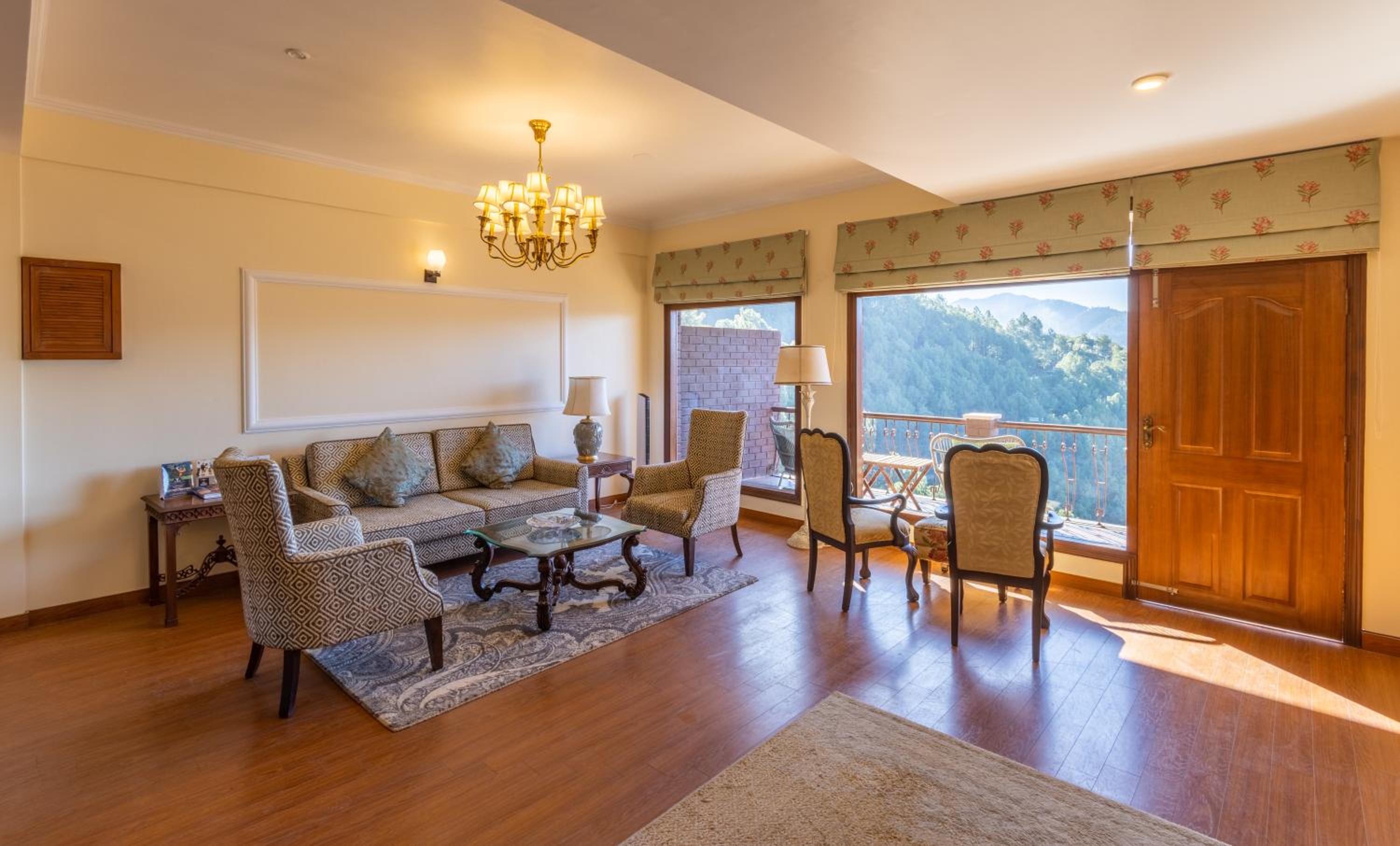Superior Apartment (2BHK) - Photo 2