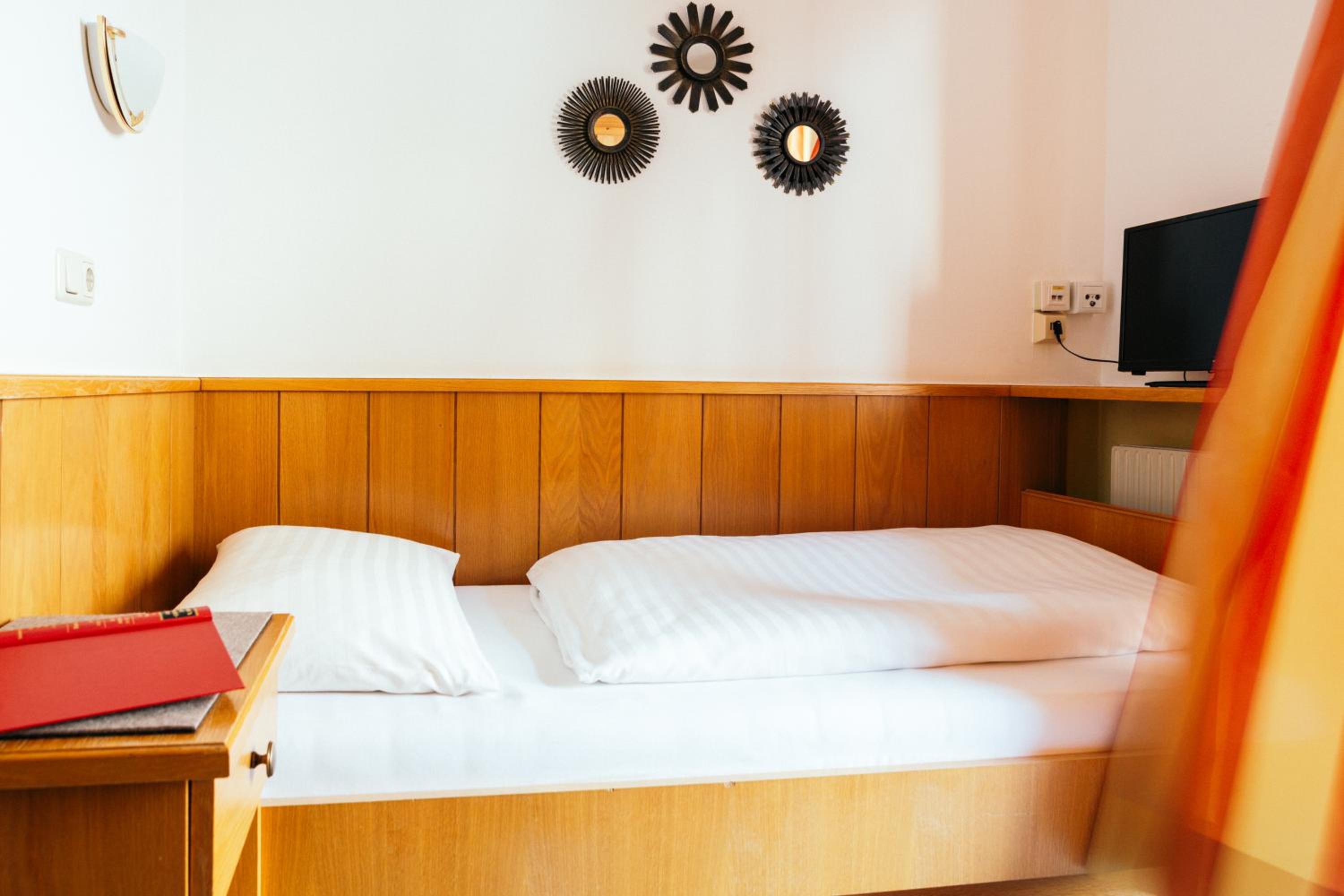 Economy Single Room photo 3
