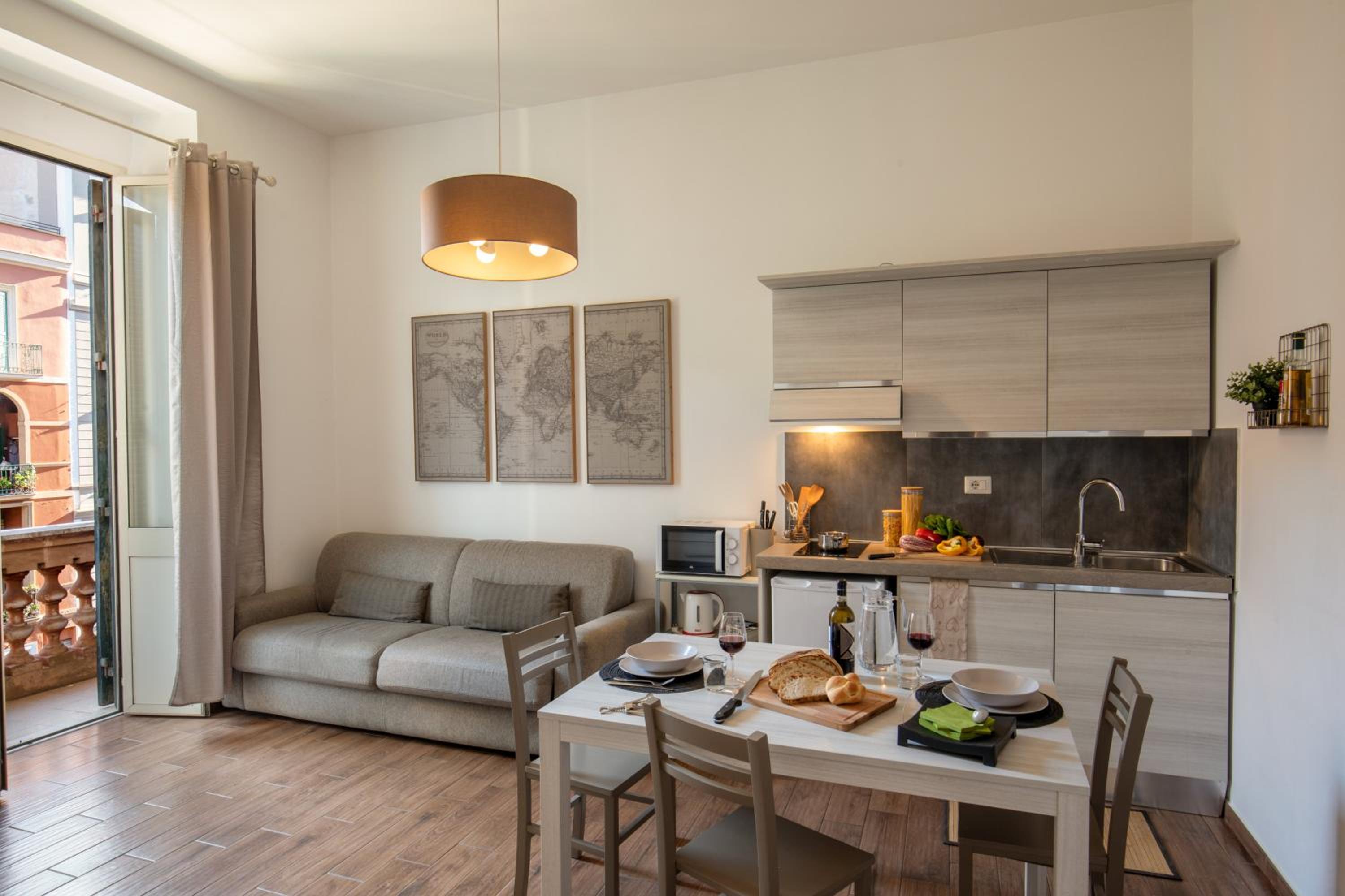 One-Bedroom Apartment photo 2