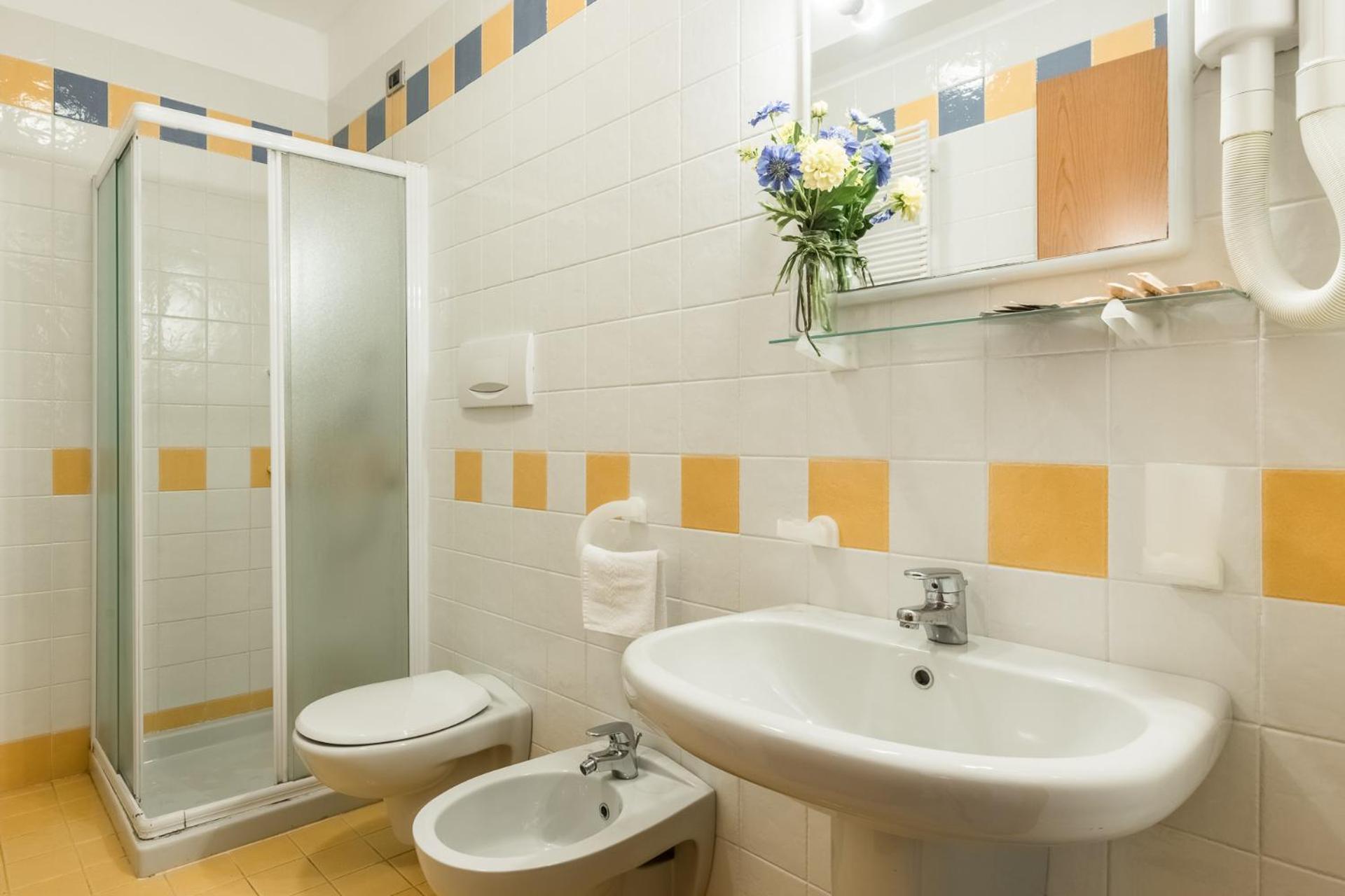 One-Bedroom Apartment - Photo 41