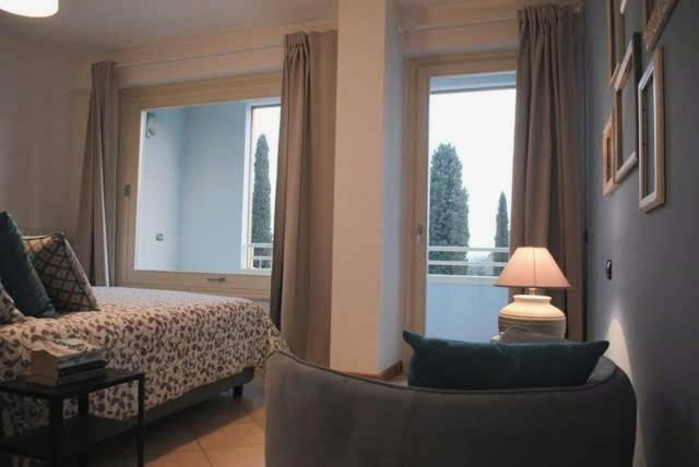 Apartment with Hill View photo 1