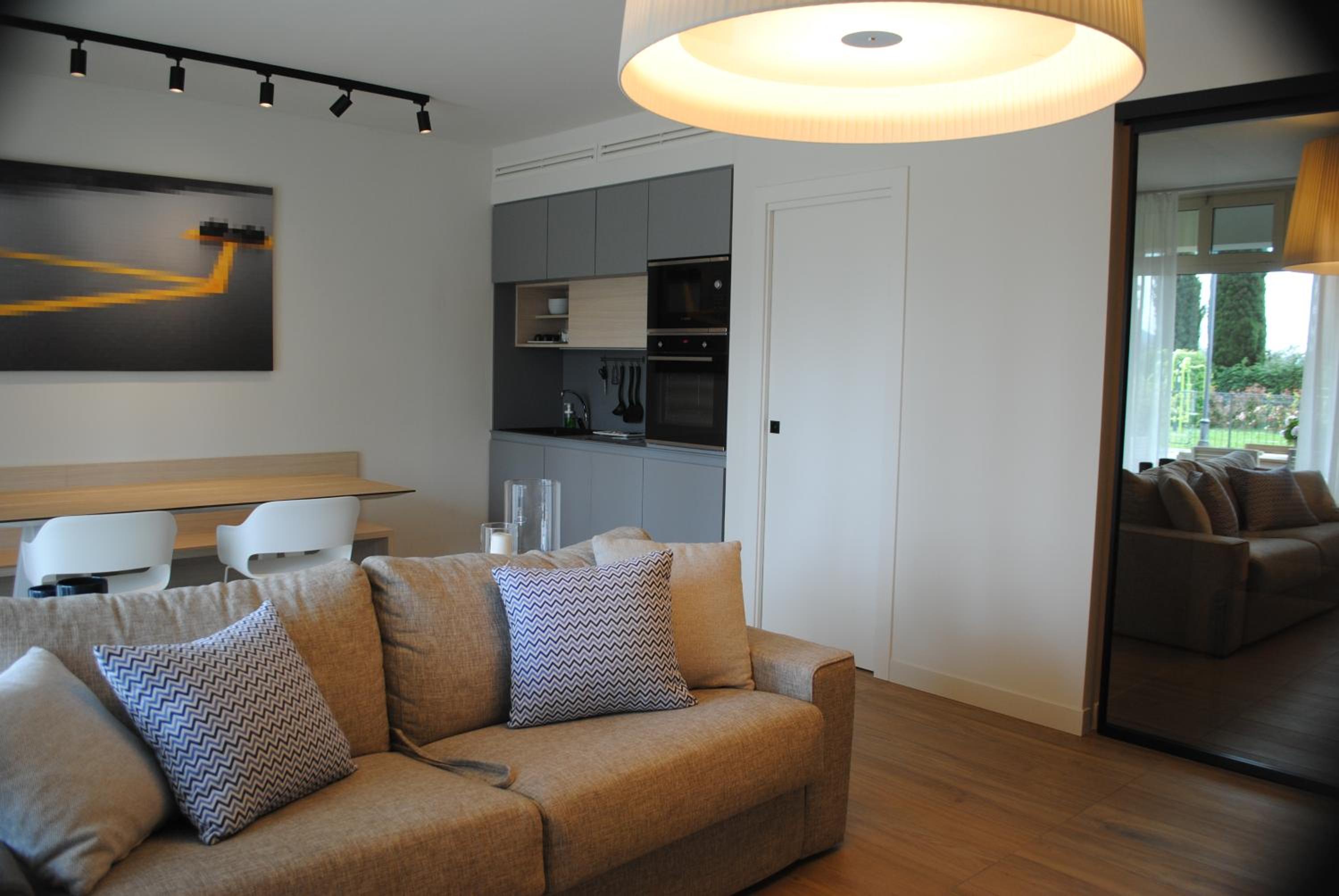 One-Bedroom House photo 3