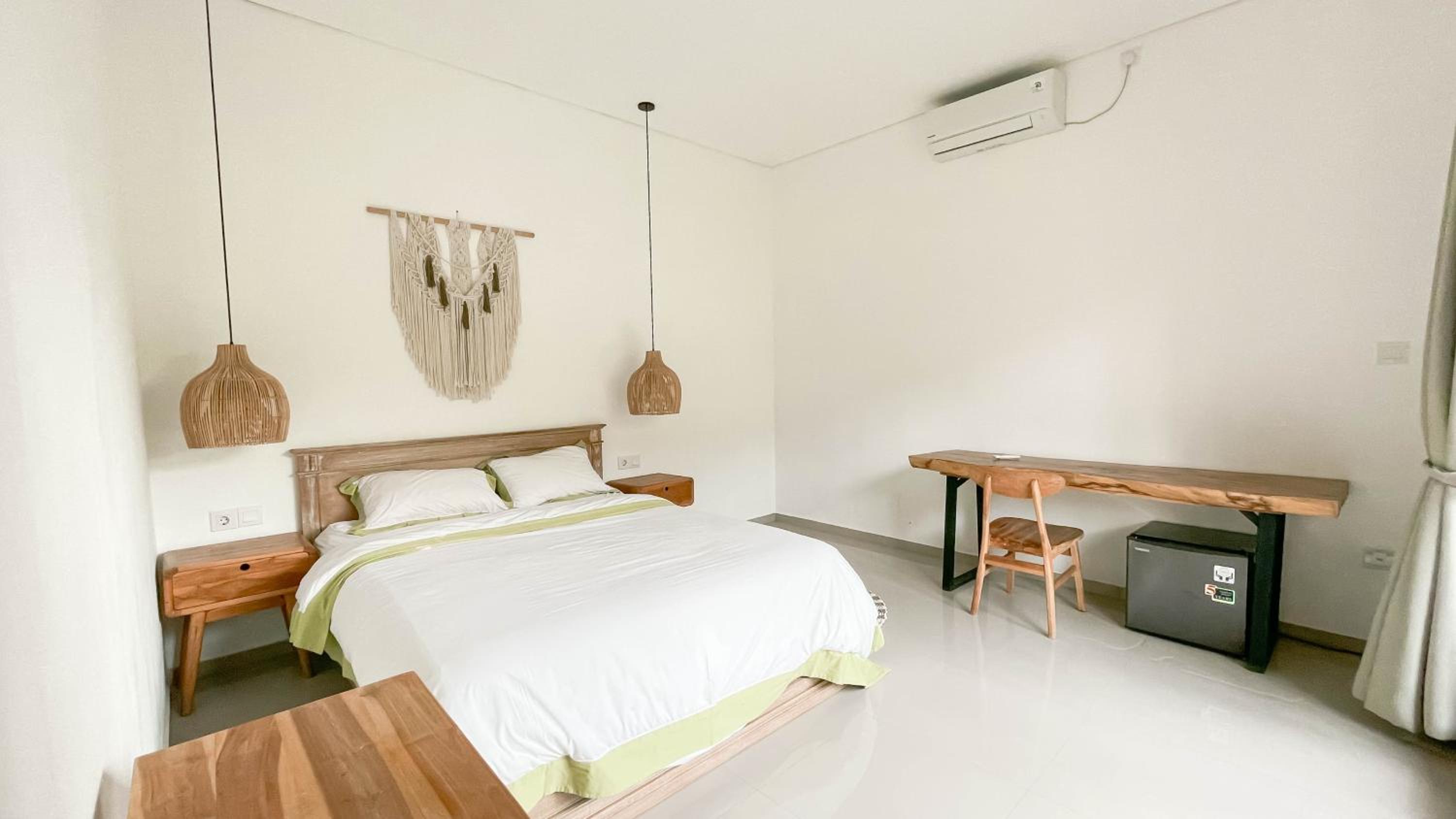 Deluxe Queen Room