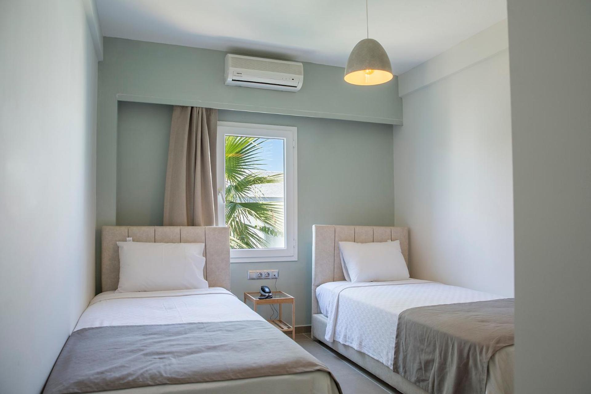 Quadruple Room  - Photo 1