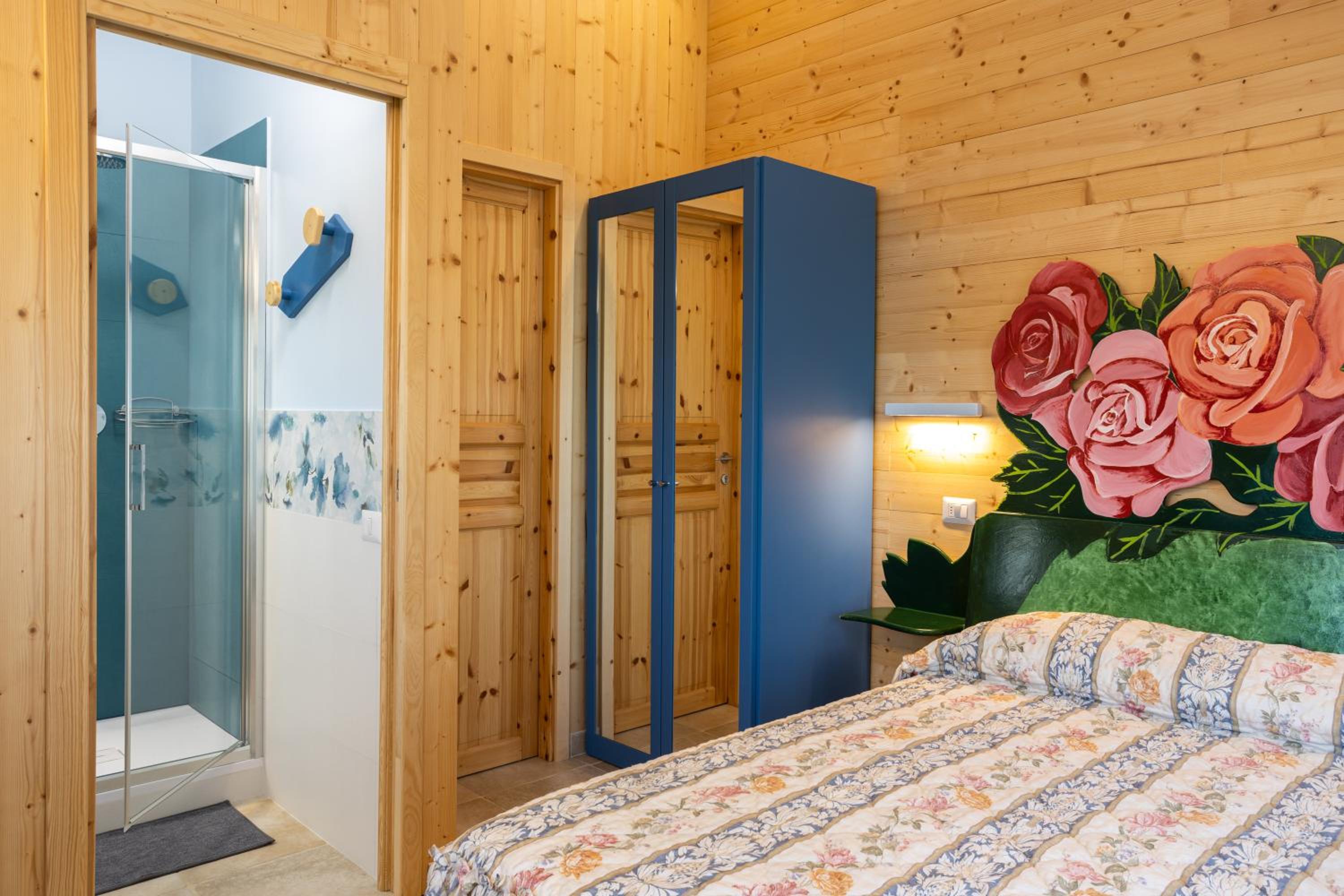 Double Room with Garden View - Photo 9