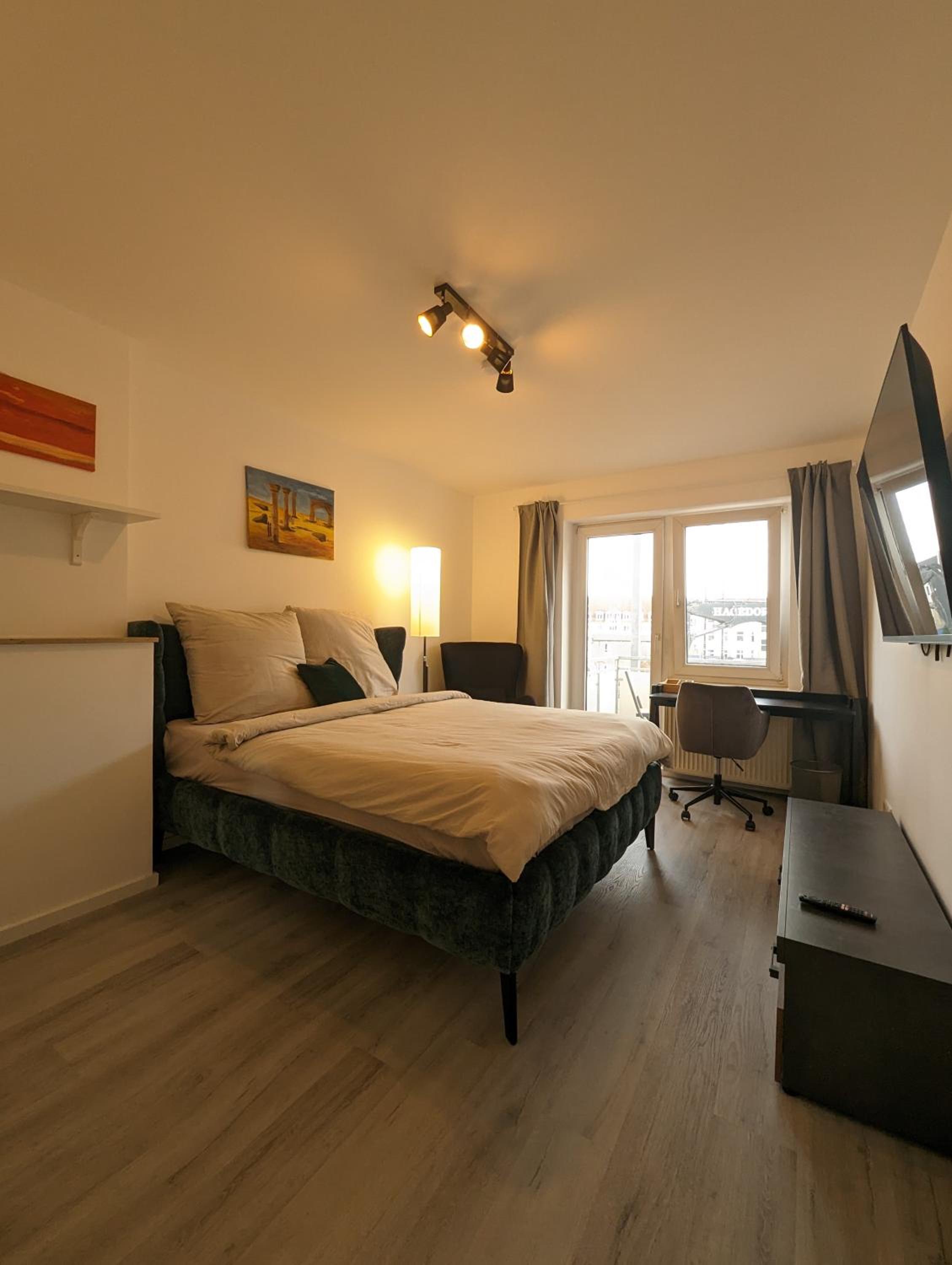 Deluxe Double Room with Balcony photo 1