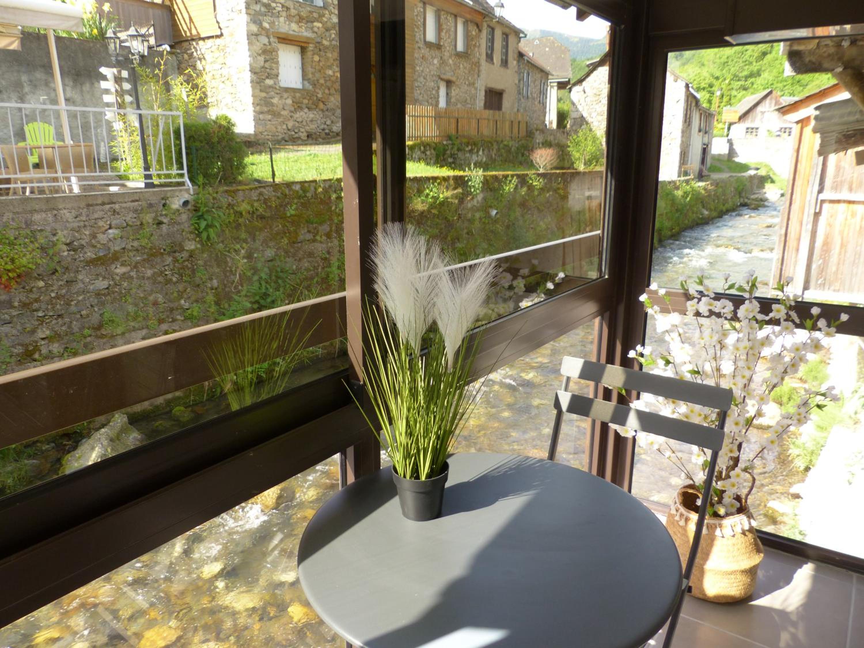 Studio with Balcony photo 3