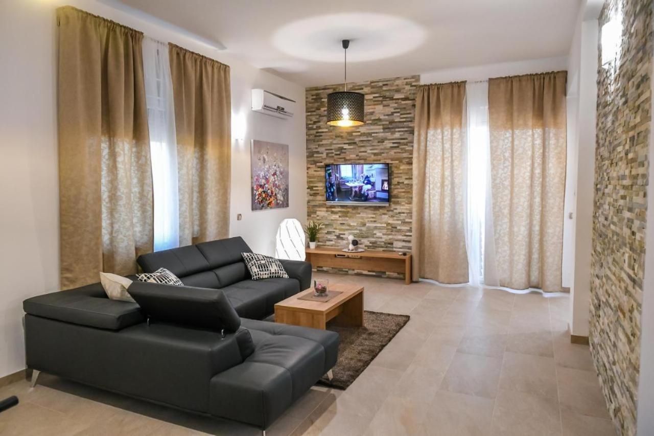 Villa con Piscina Privata