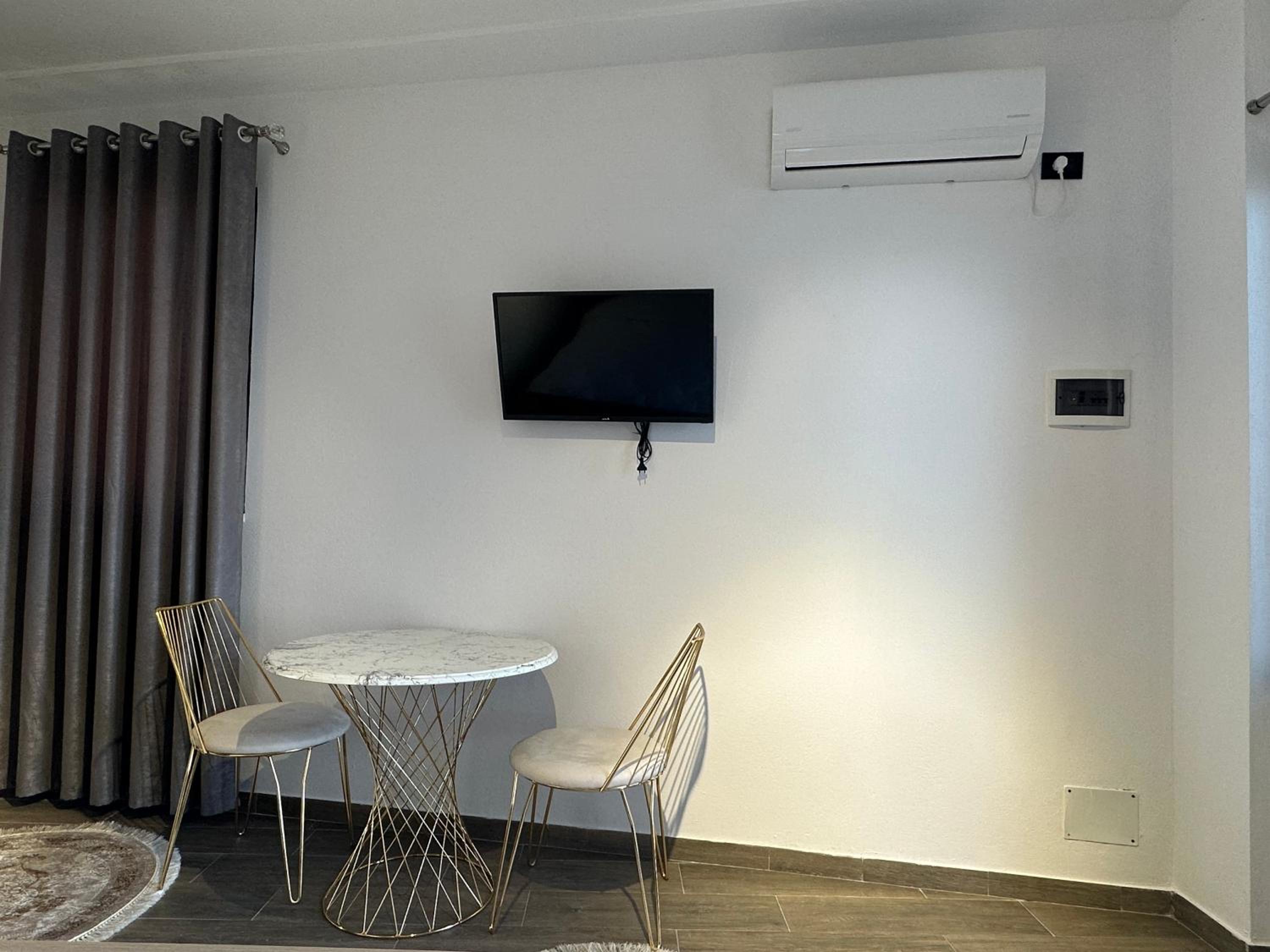 Budget Double Room photo 2