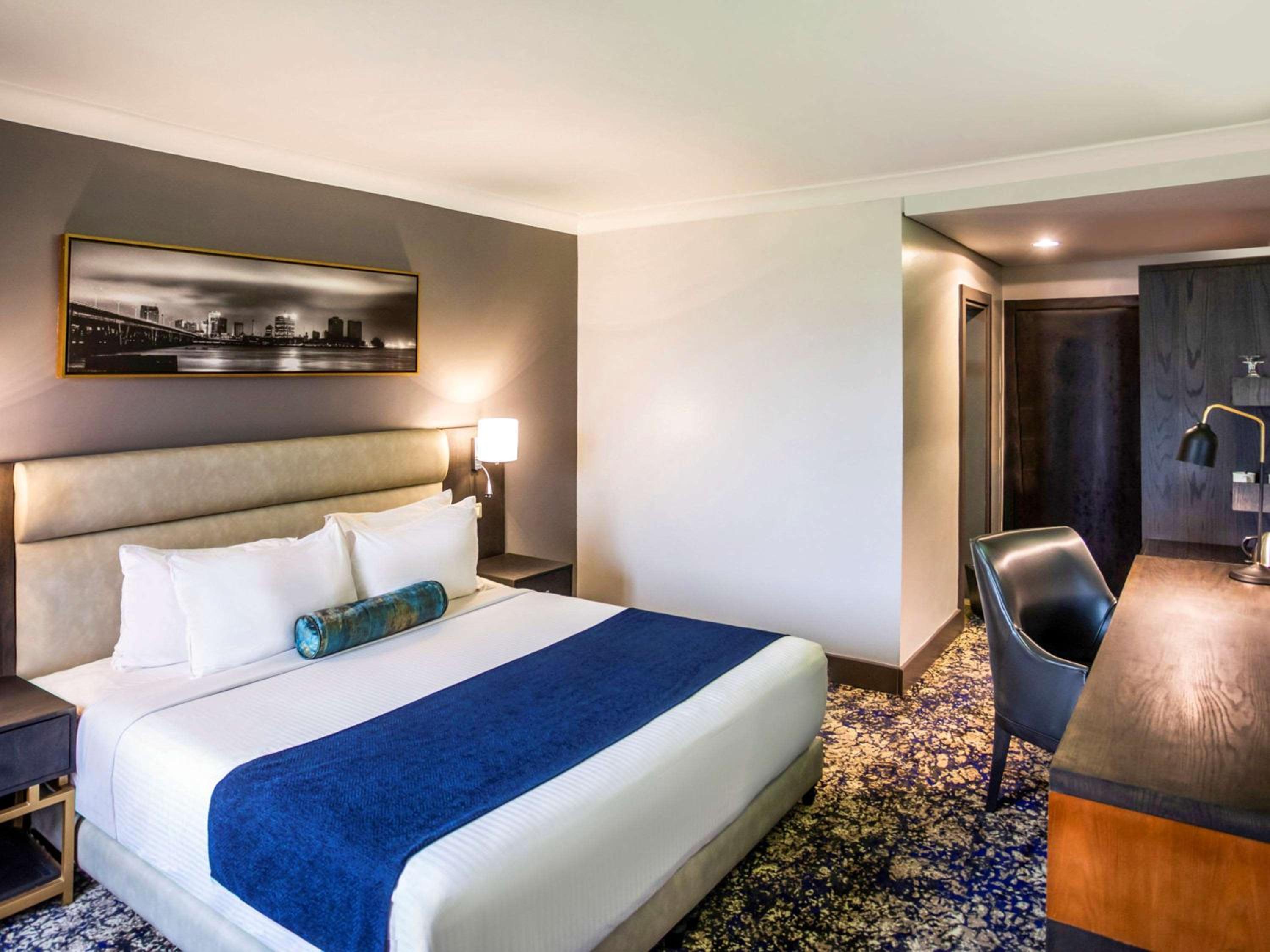 Deluxe King Room - Photo 1