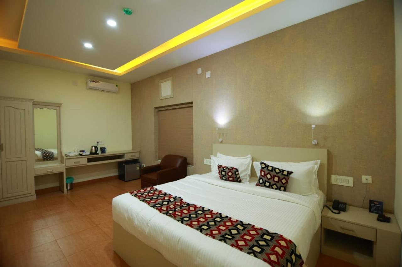 Deluxe Double Room With Balcony photo 1