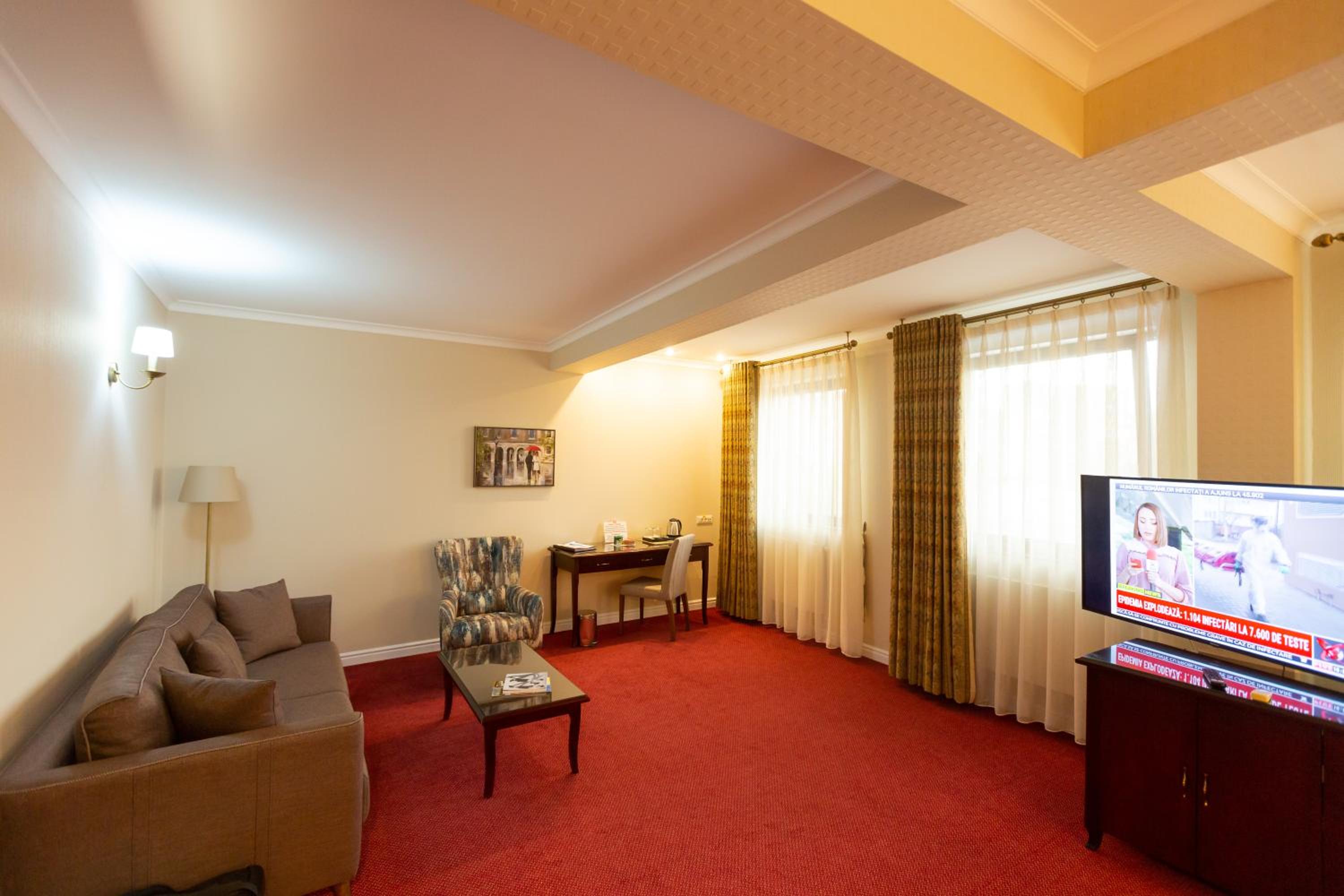 Superior Junior Suite
