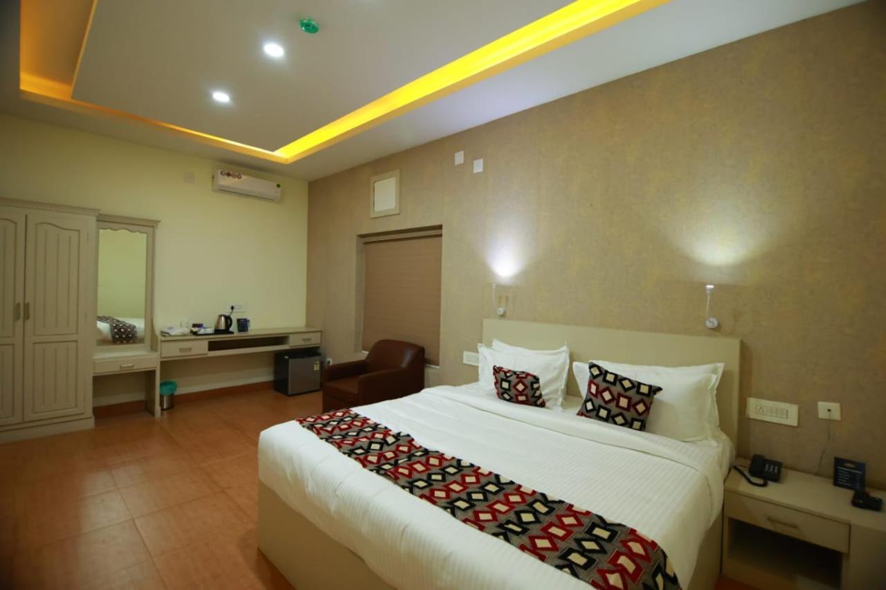 Deluxe Double Room With Balcony photo 3