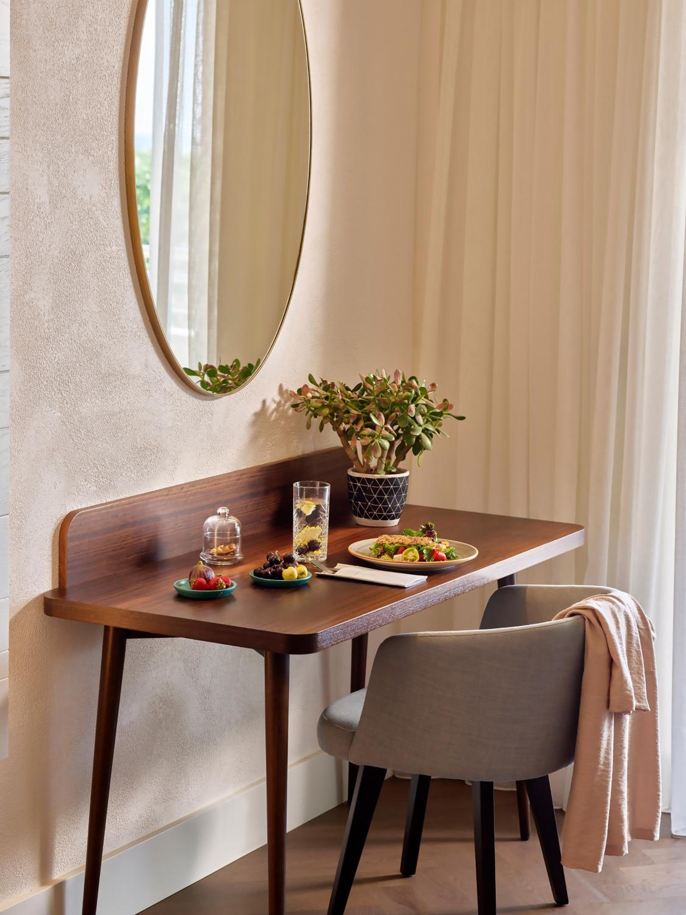 Deluxe Room Direct Sea View