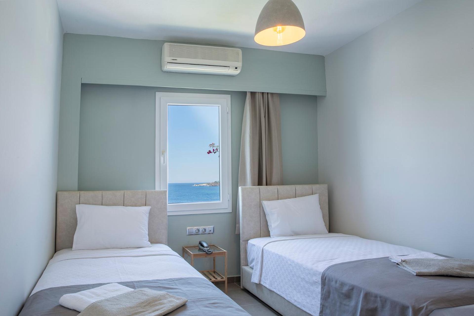 Quadruple Room with Sea View photo 3