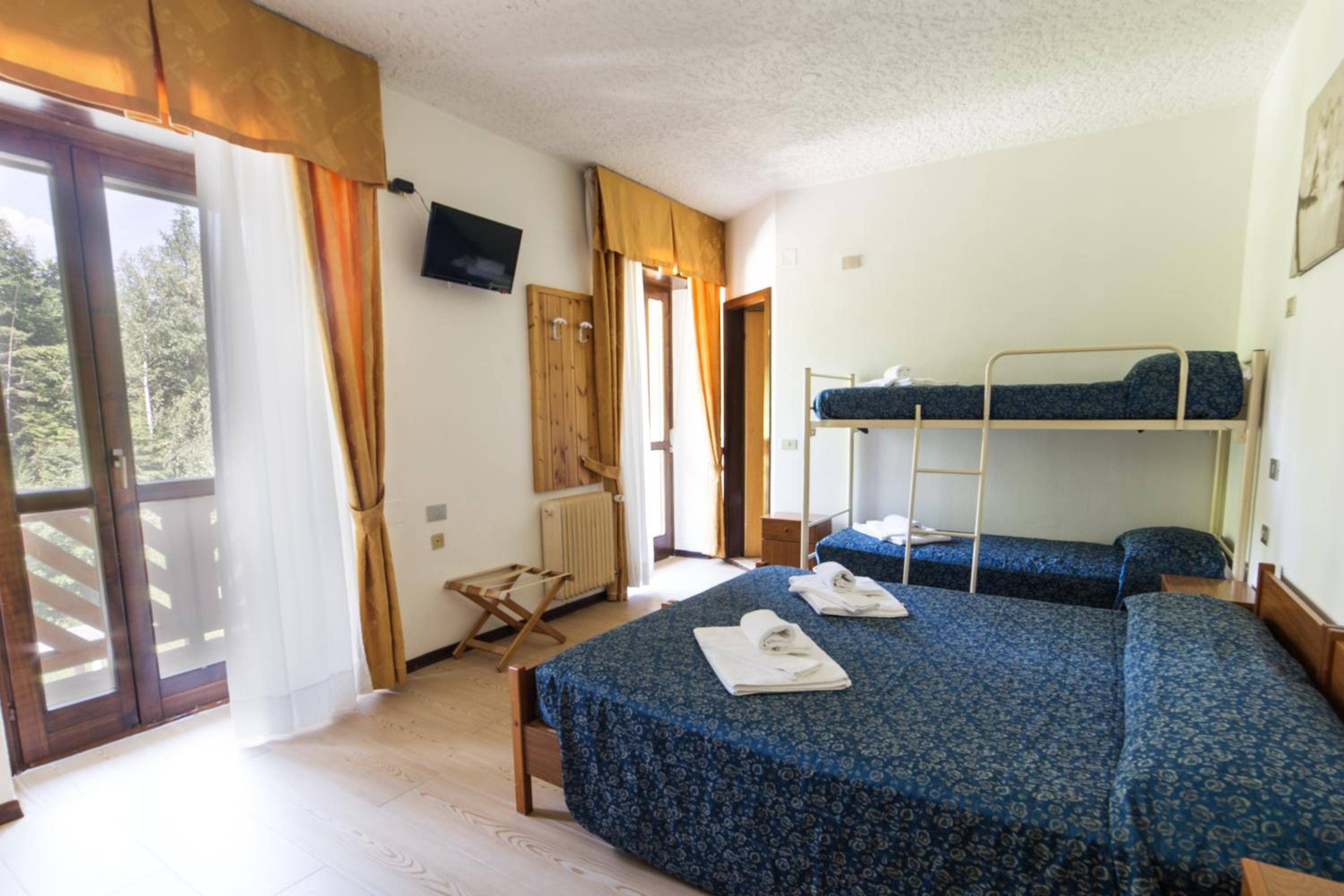 Quadruple Room photo 3
