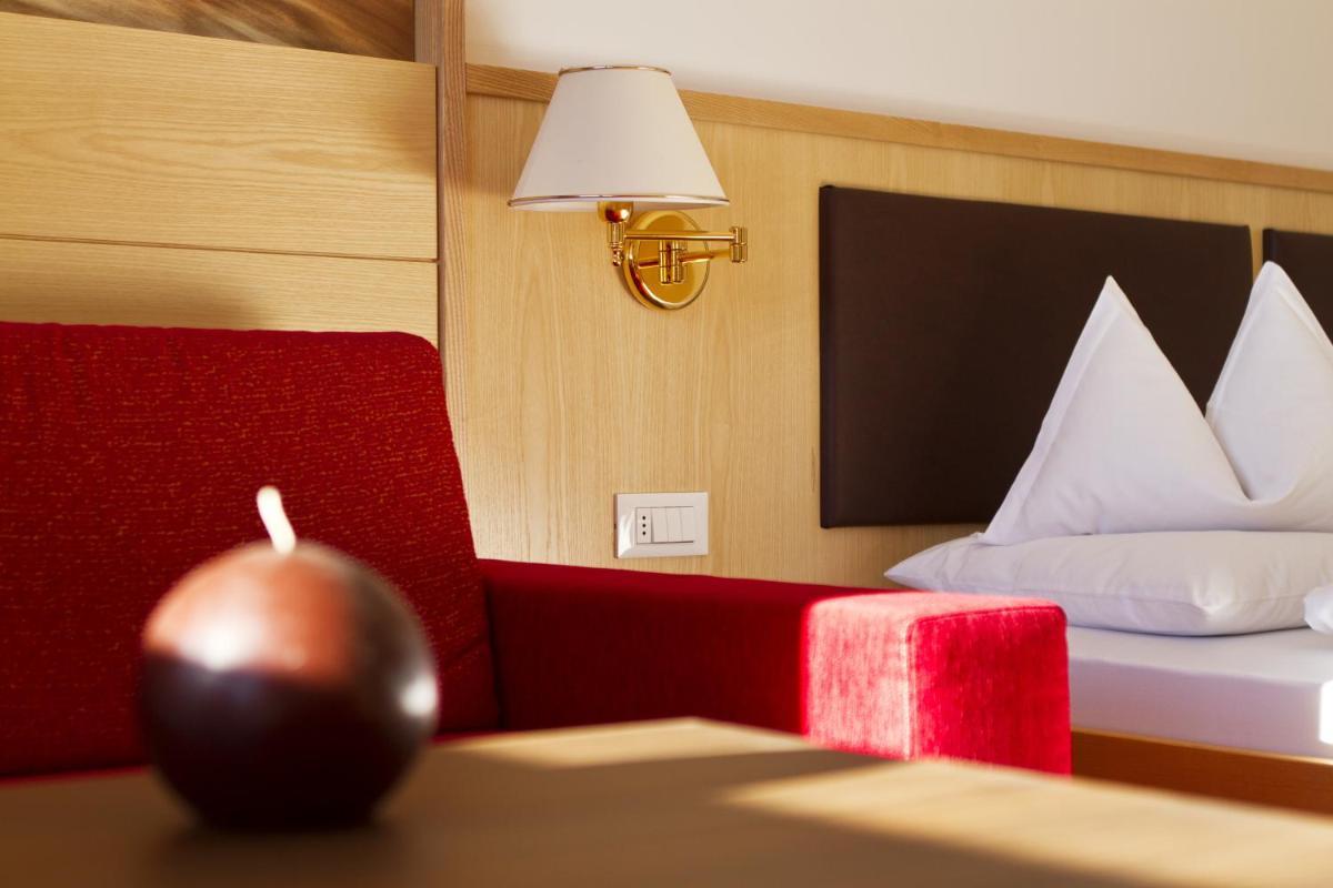 Superior Double Room with Balcony photo 1