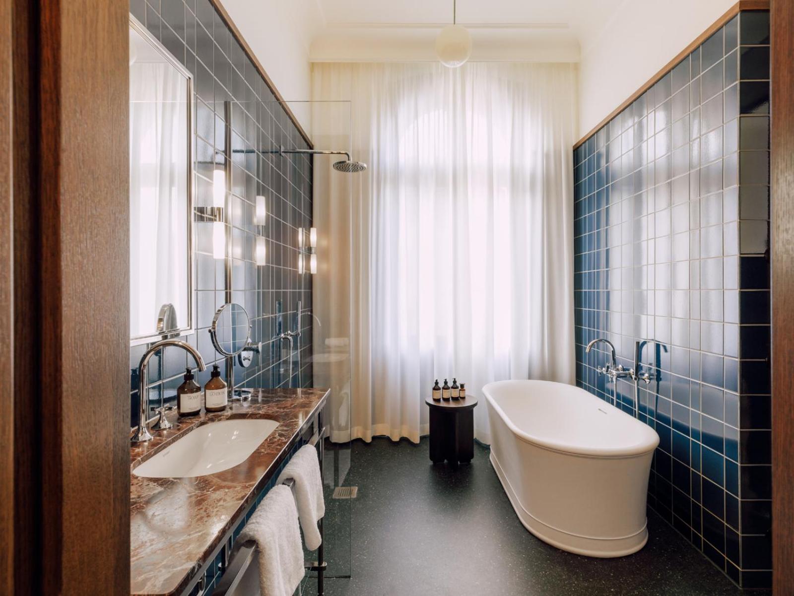 Superior Suite photo 3