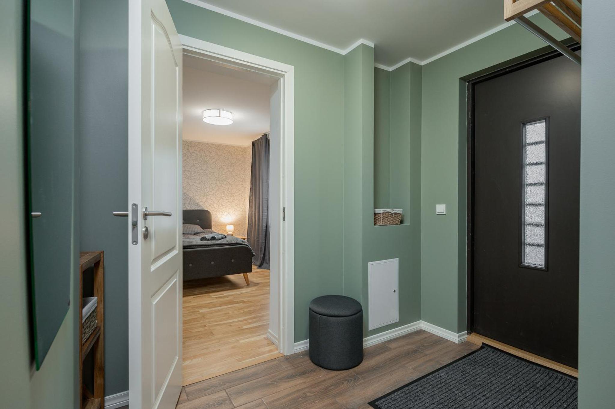 Two-Bedroom Apartment - Photo 8