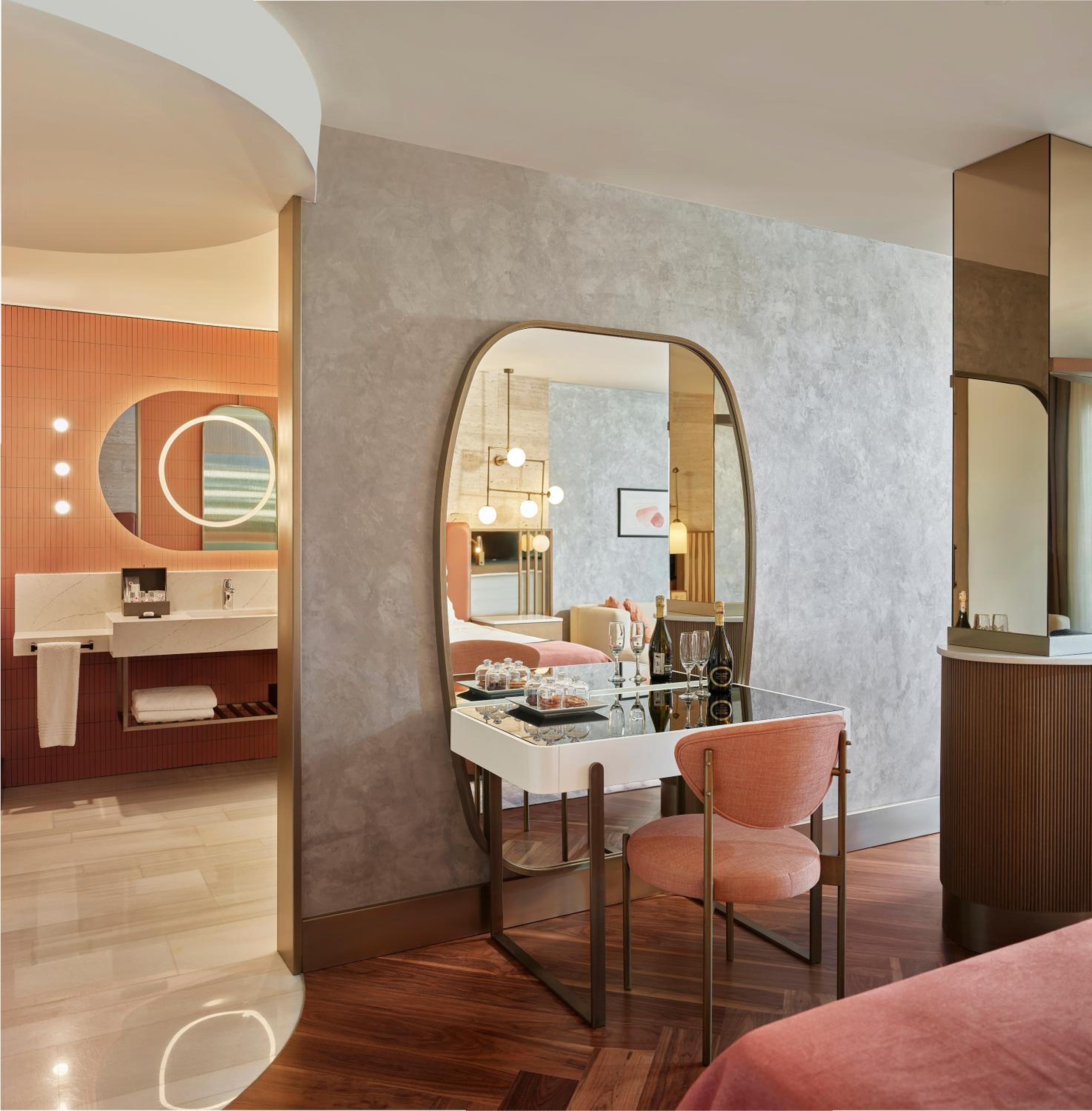 Penthouse Suite Turkish Bath & Jacuzzi