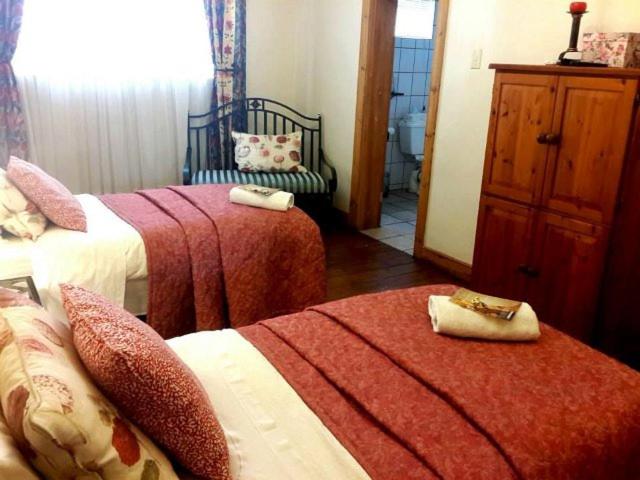 Deluxe Double or Twin Room photo 3
