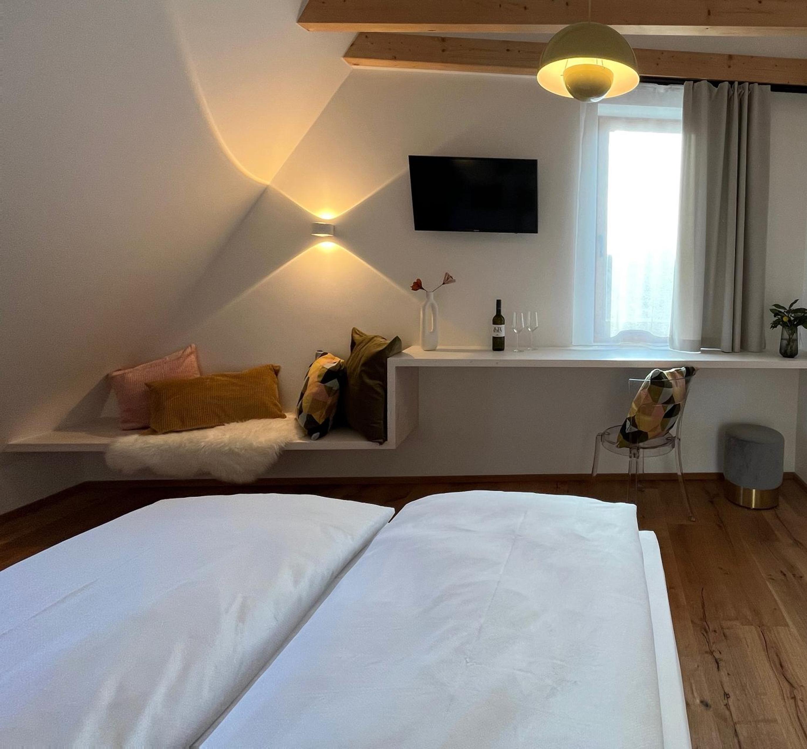 Deluxe Double Room photo 3