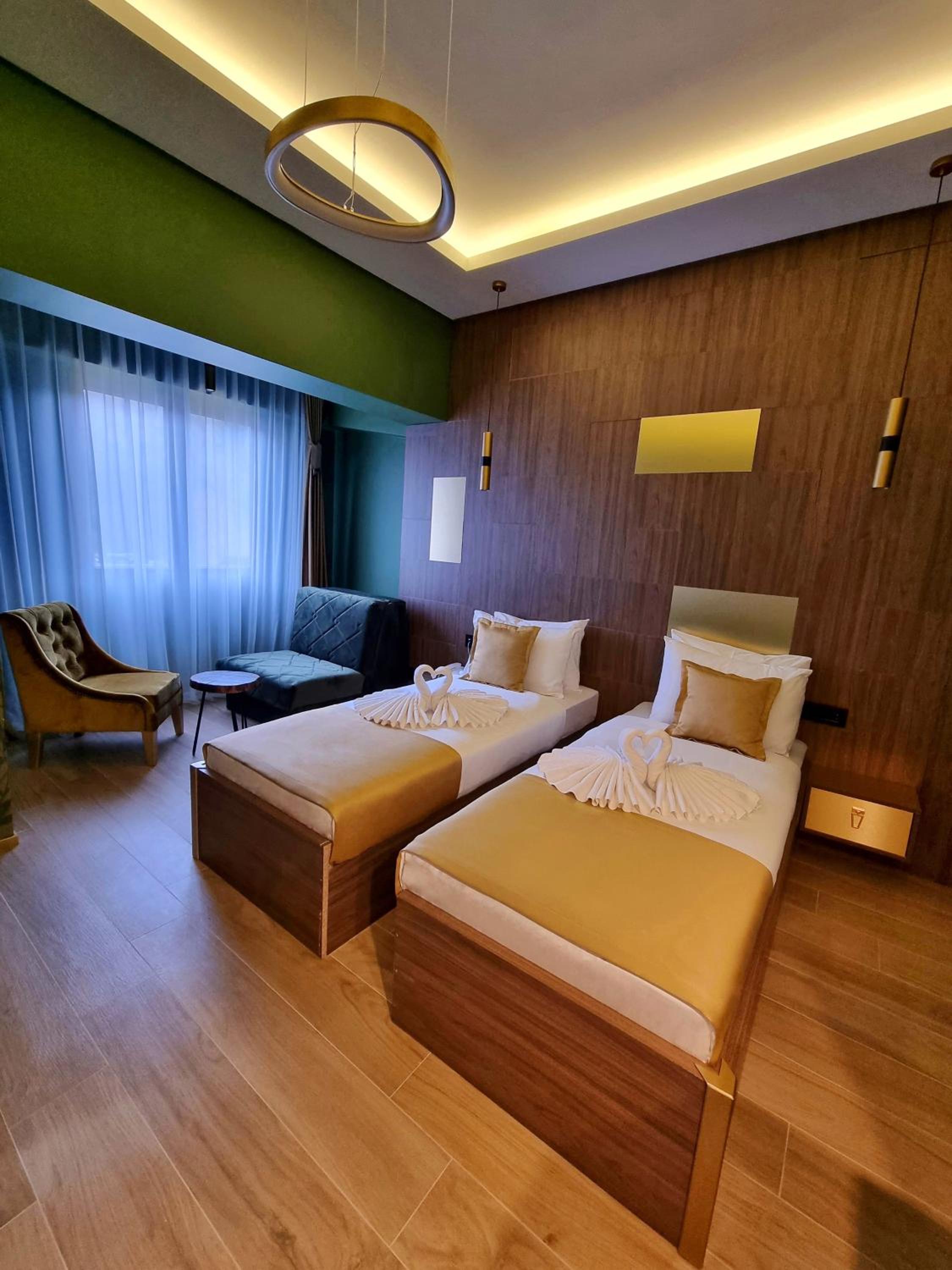 Deluxe Double or Twin Room - Photo 3