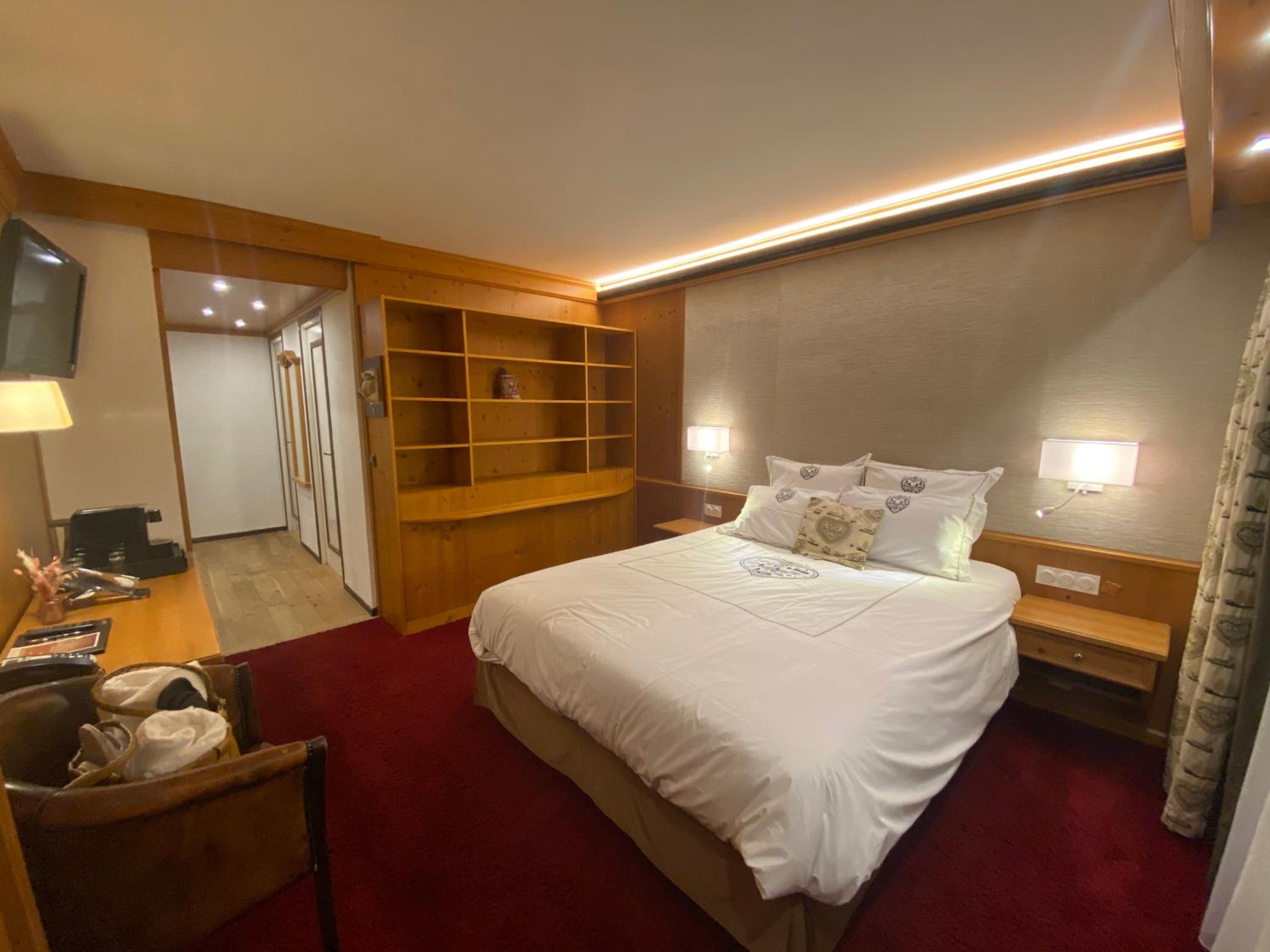 Chambre Double Classique (2-3 Adultes)