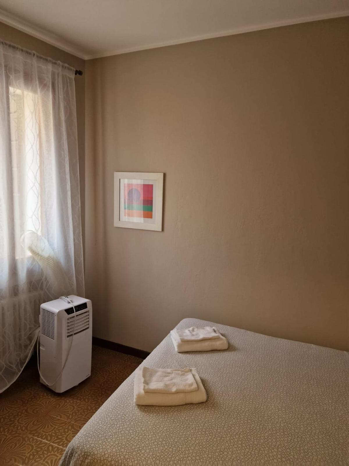 One-Bedroom Apartment - Photo 1