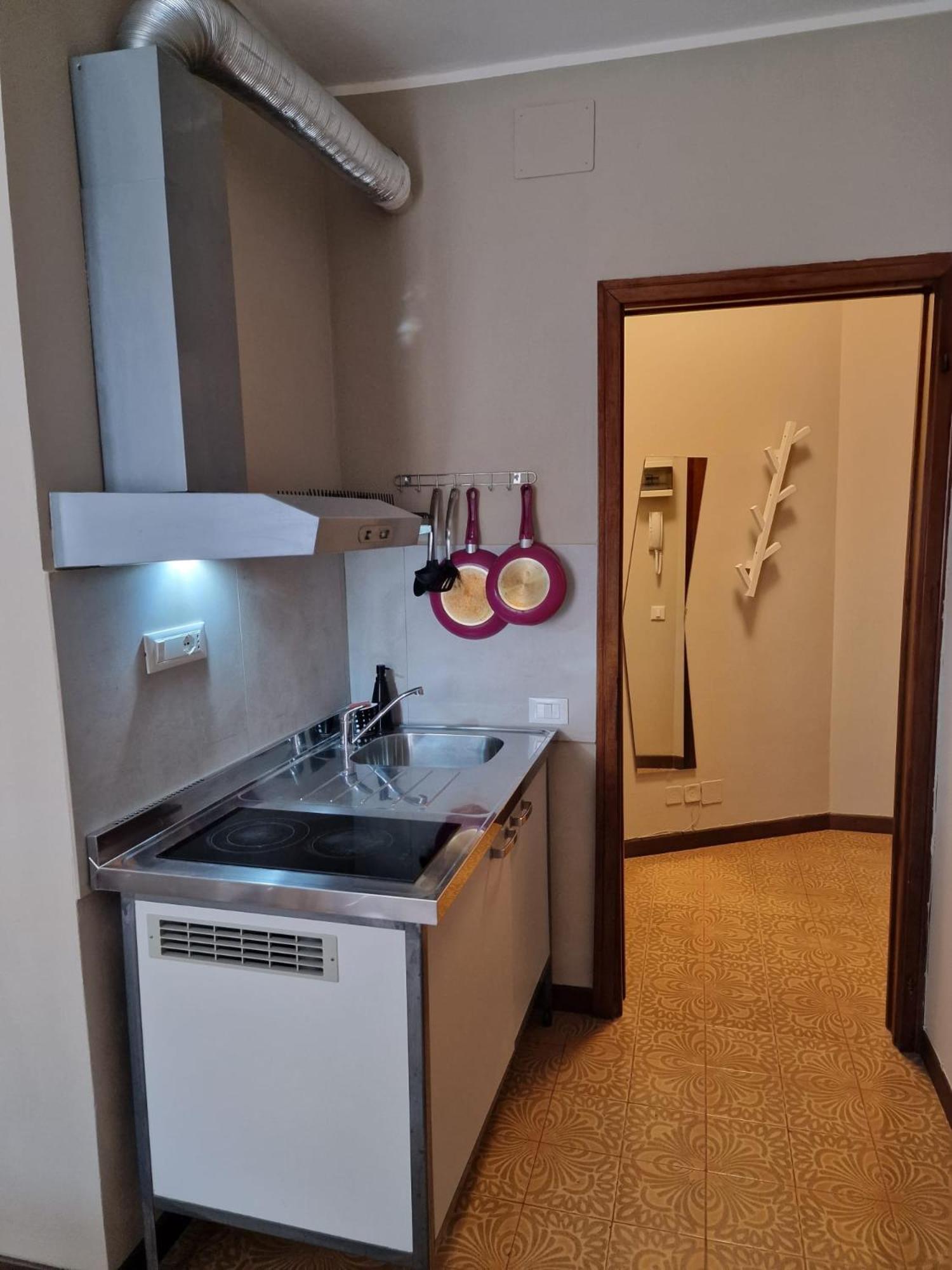 One-Bedroom Apartment - Photo 5