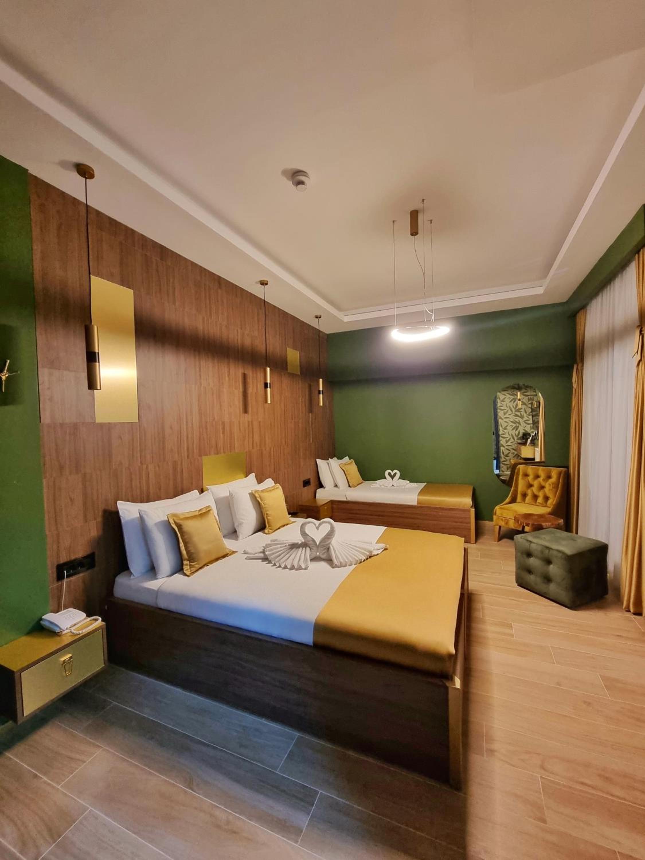 Superior Triple Room - Photo 2
