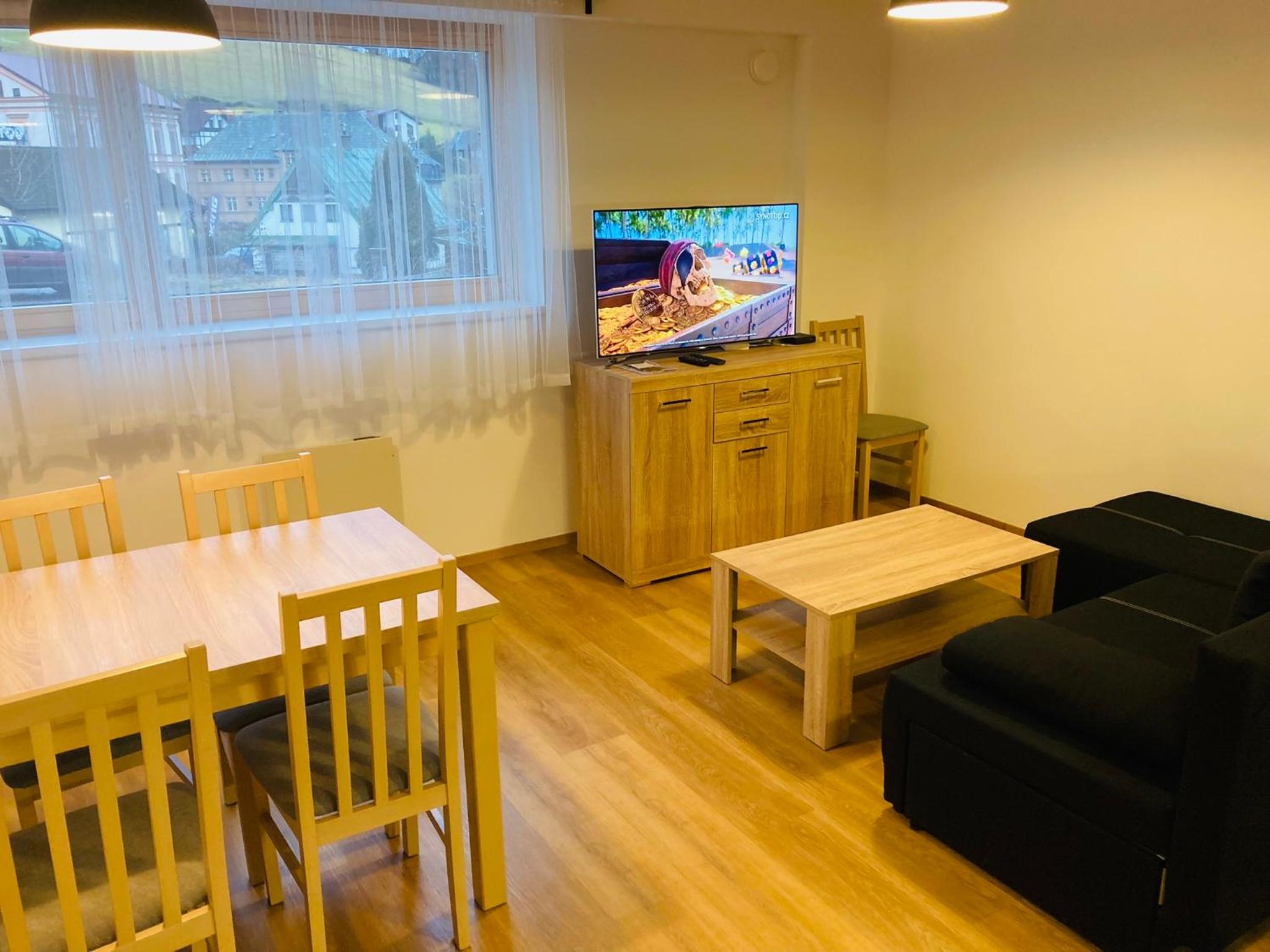 Suite - Photo 3