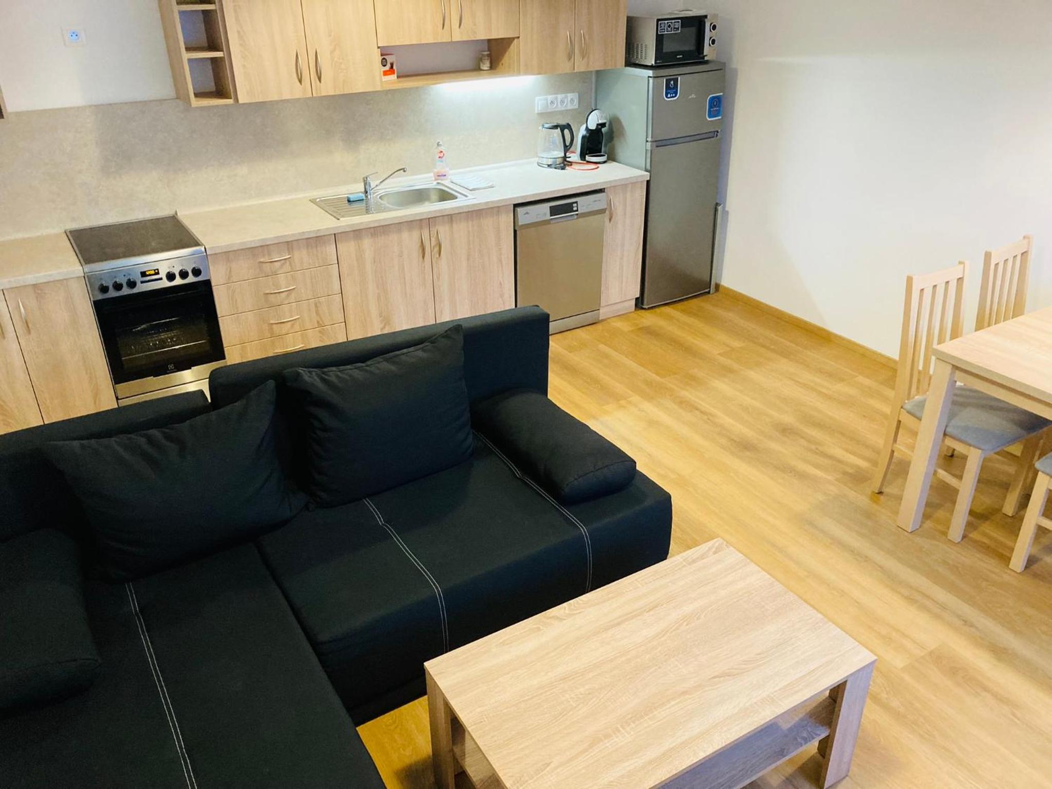 Suite - Photo 2