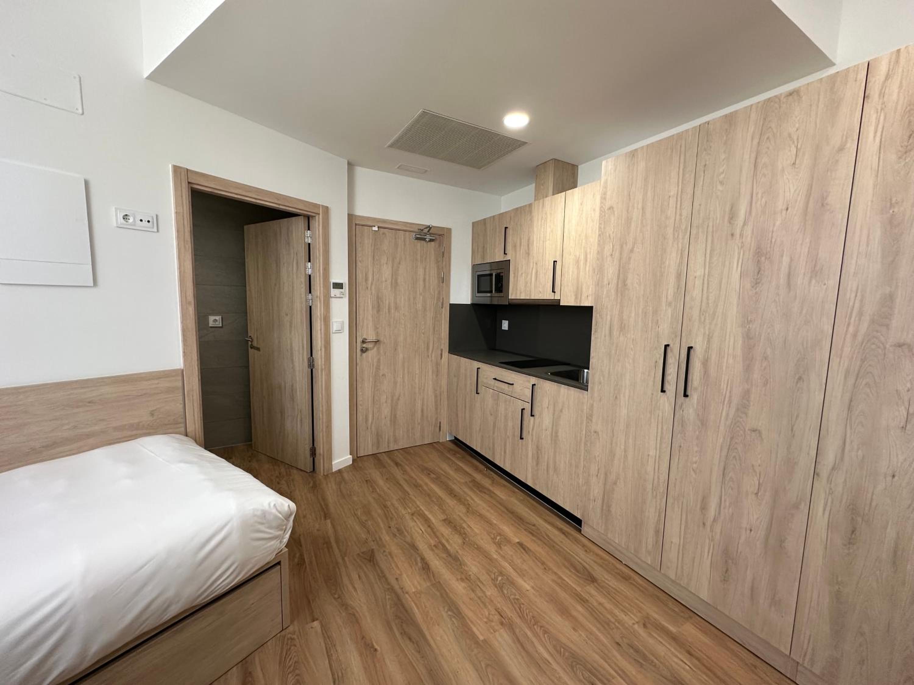 Apartment - Photo 6