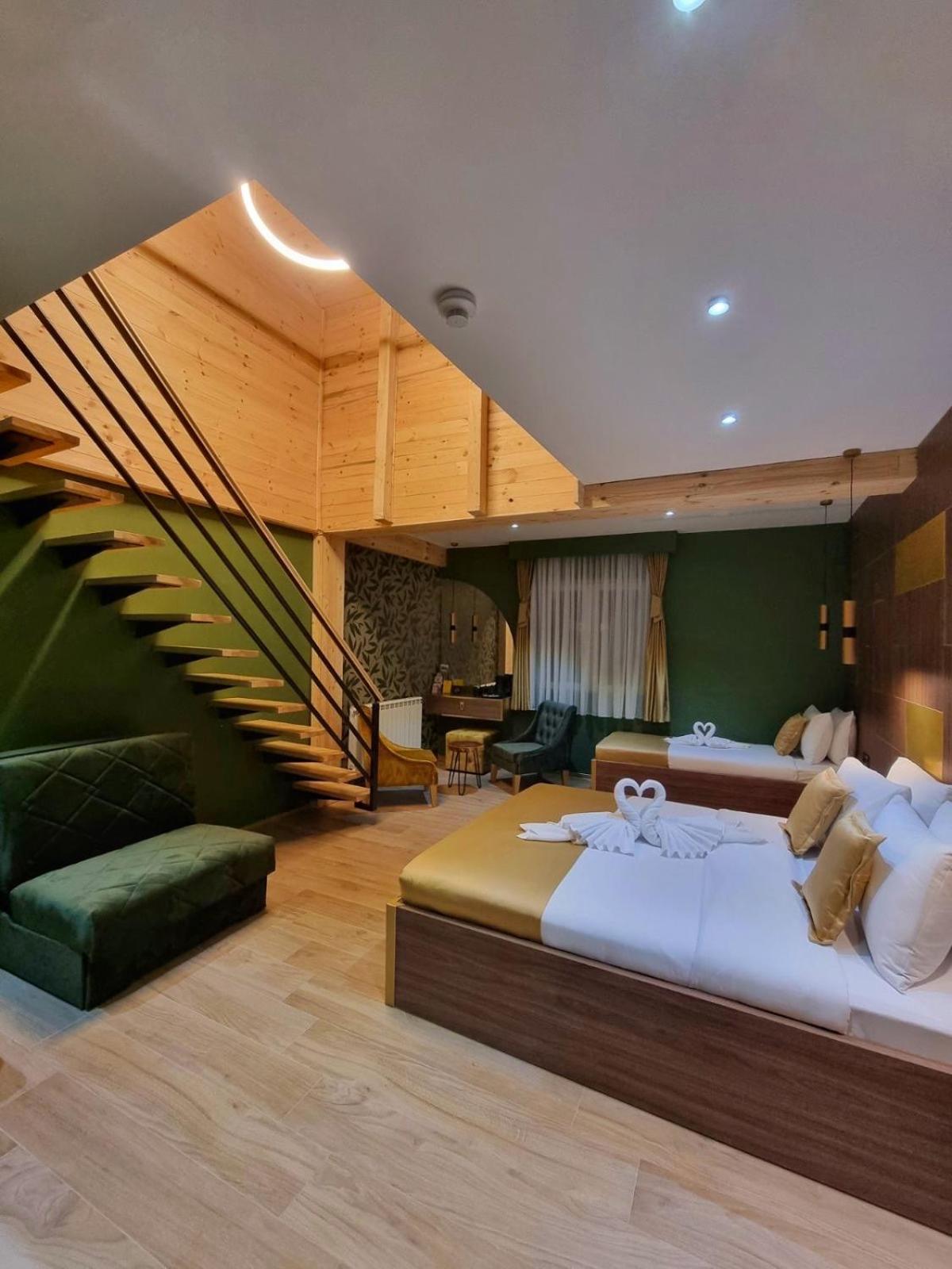 Duplex Apartment - Photo 4