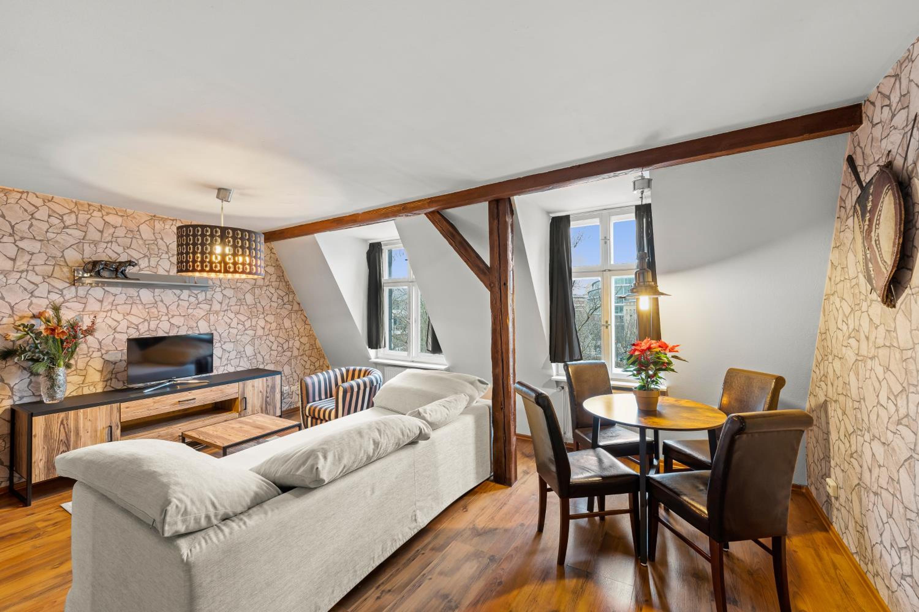 One-Bedroom Apartment