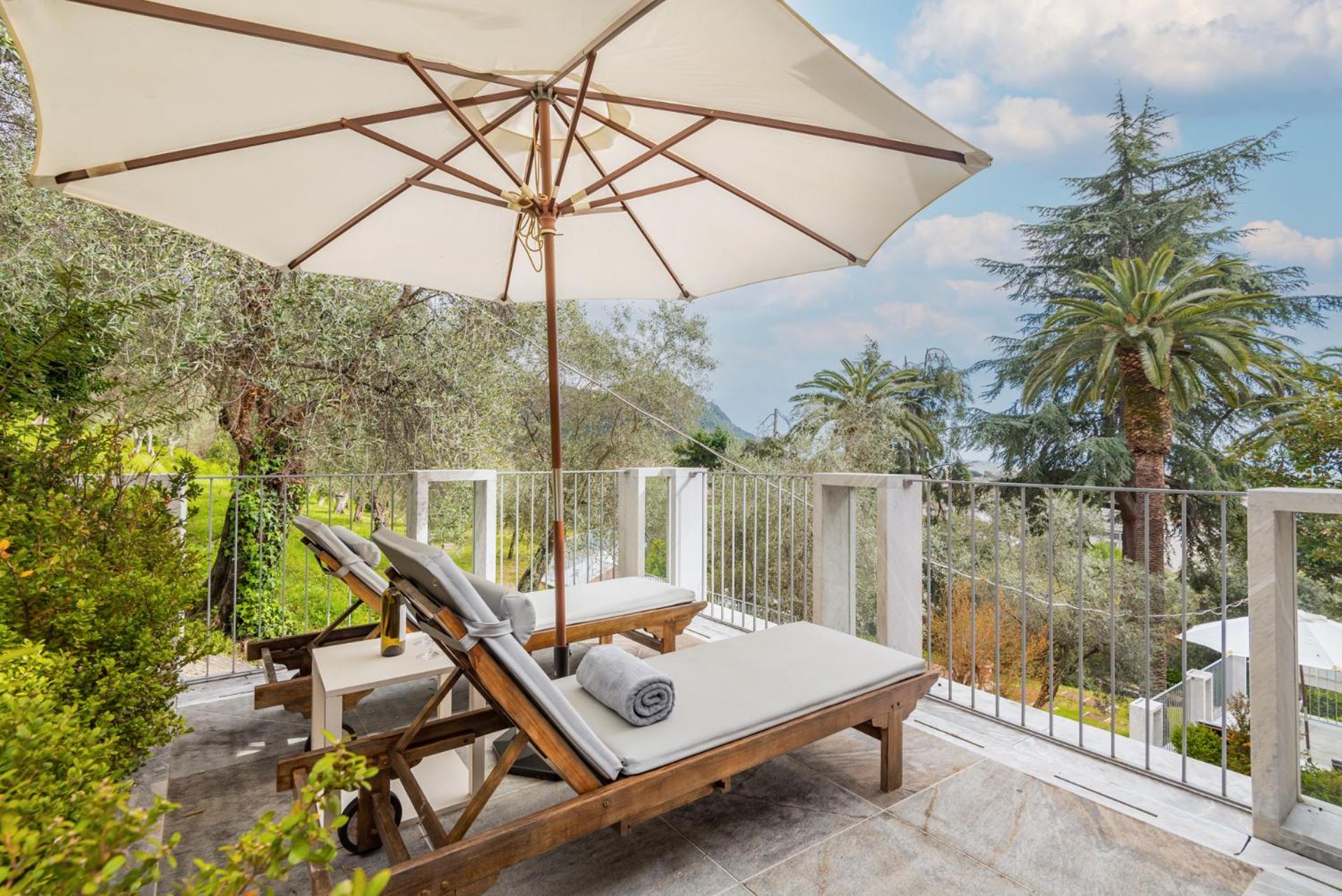 Junior Suite with Terrace