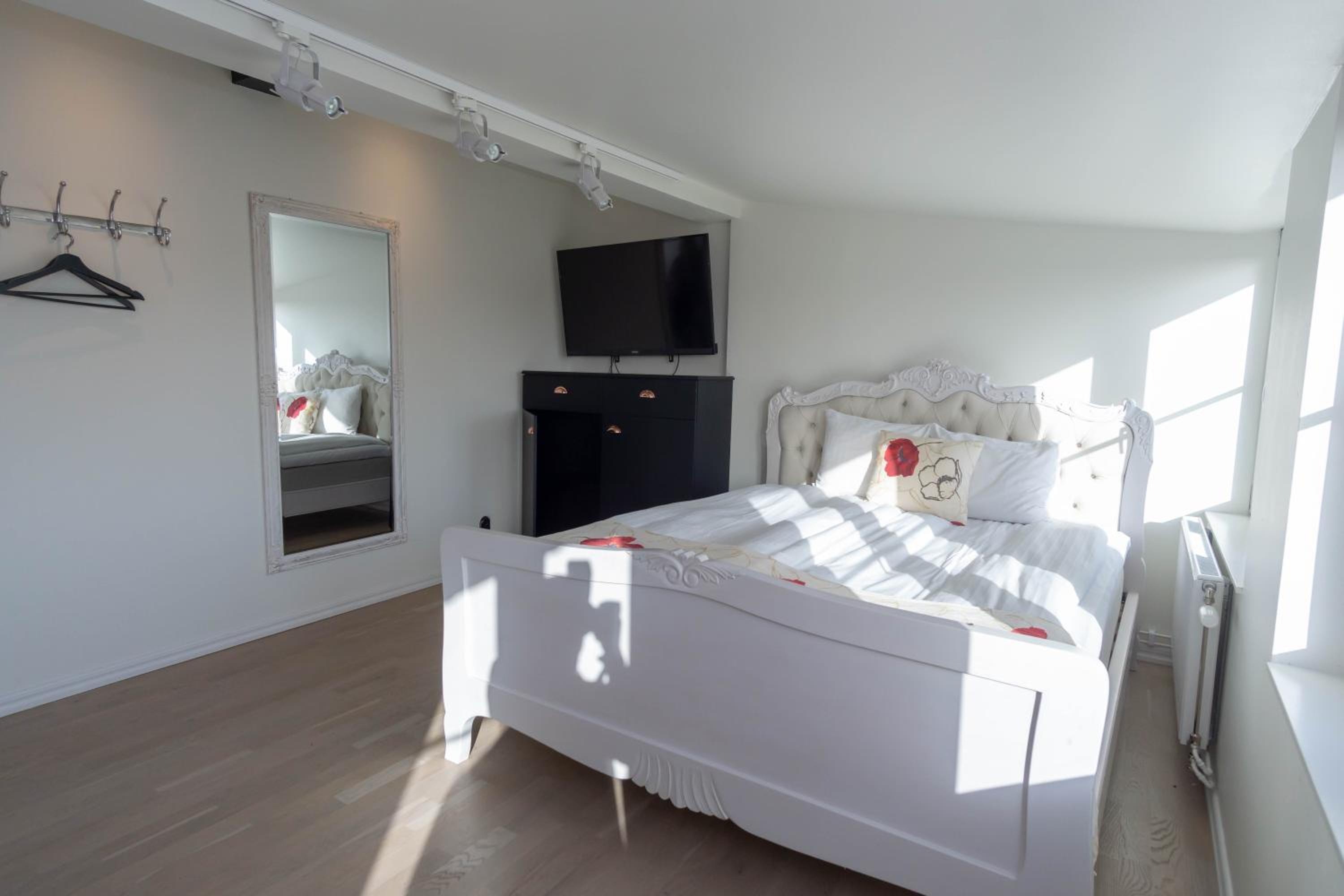 Deluxe Double Room - Photo 1