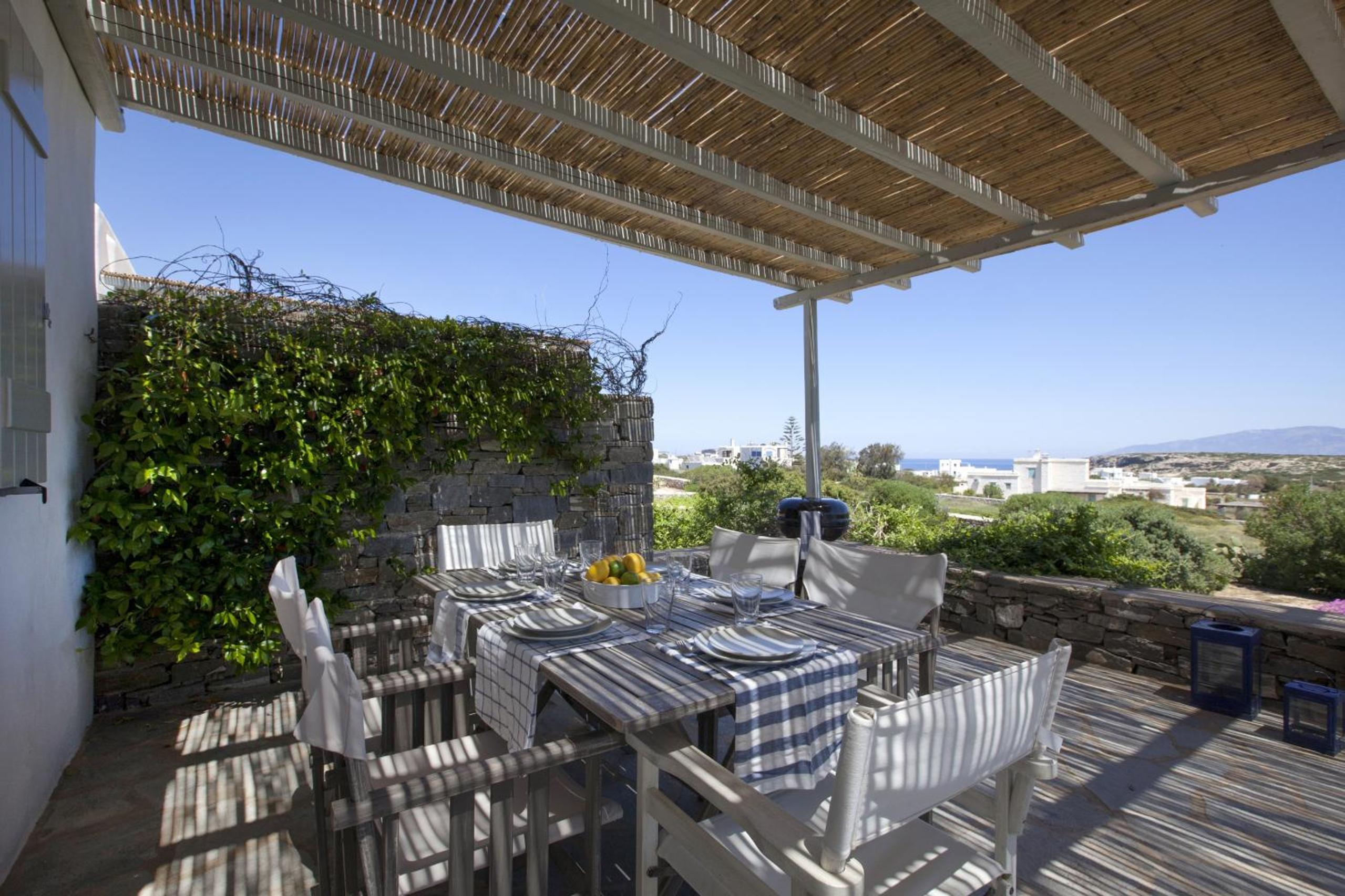 Villa photo 2