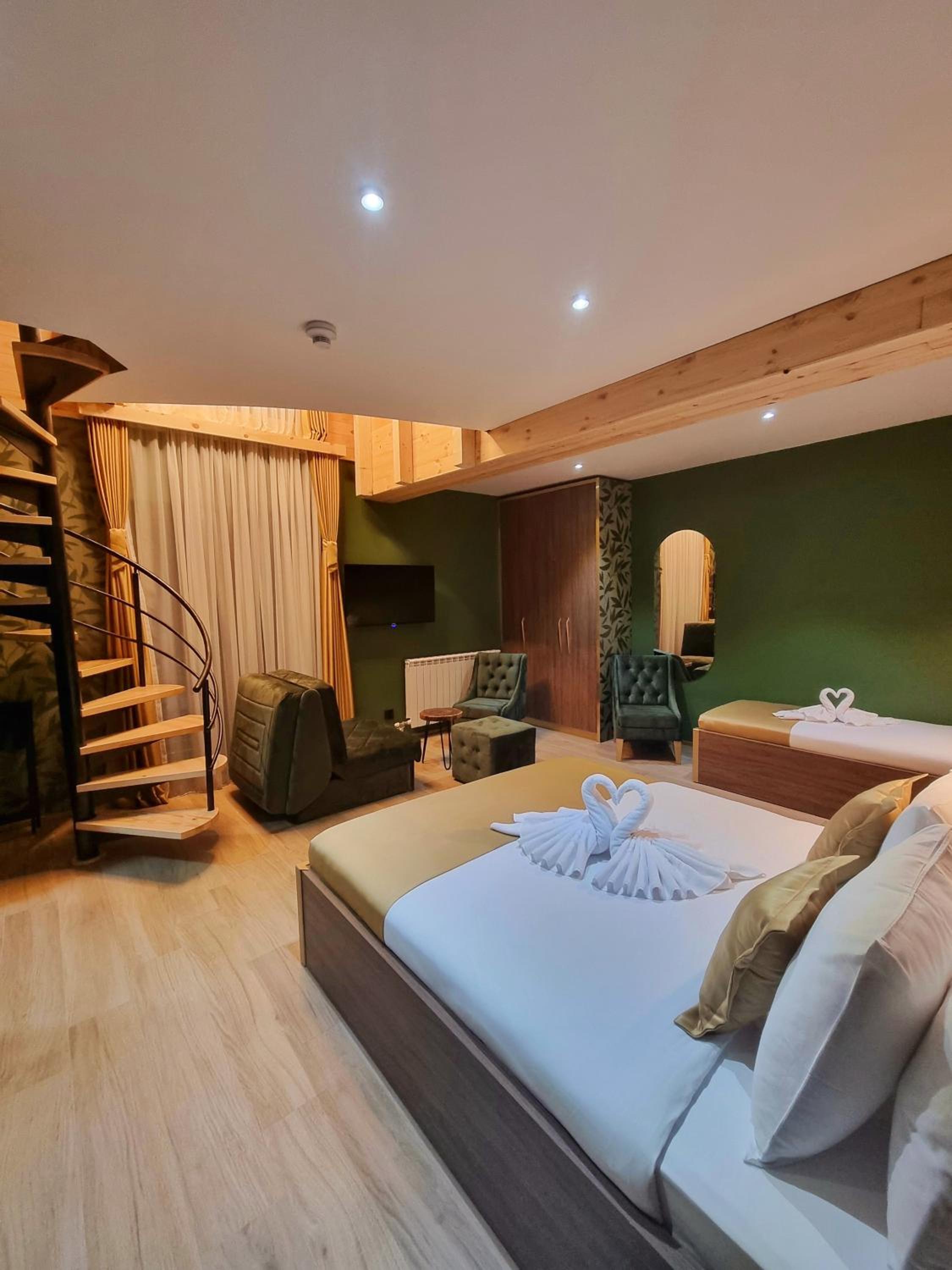 Duplex Apartment - Photo 6