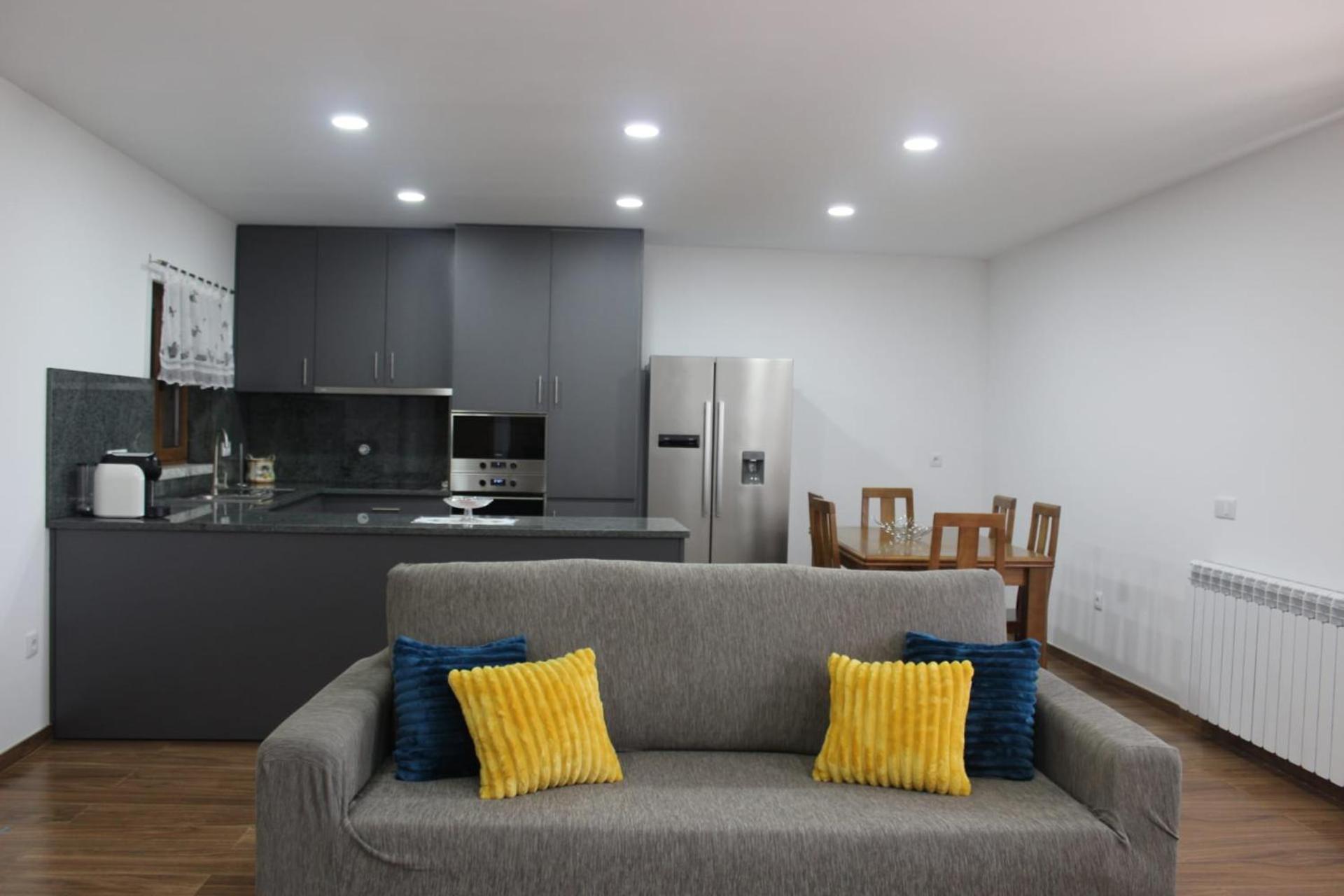 Three-Bedroom House photo 3