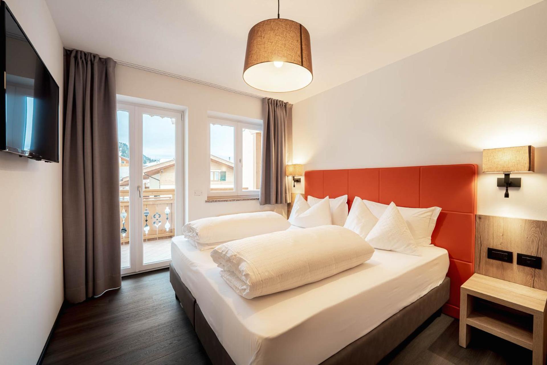 One-Bedroom Apartment - Photo 1