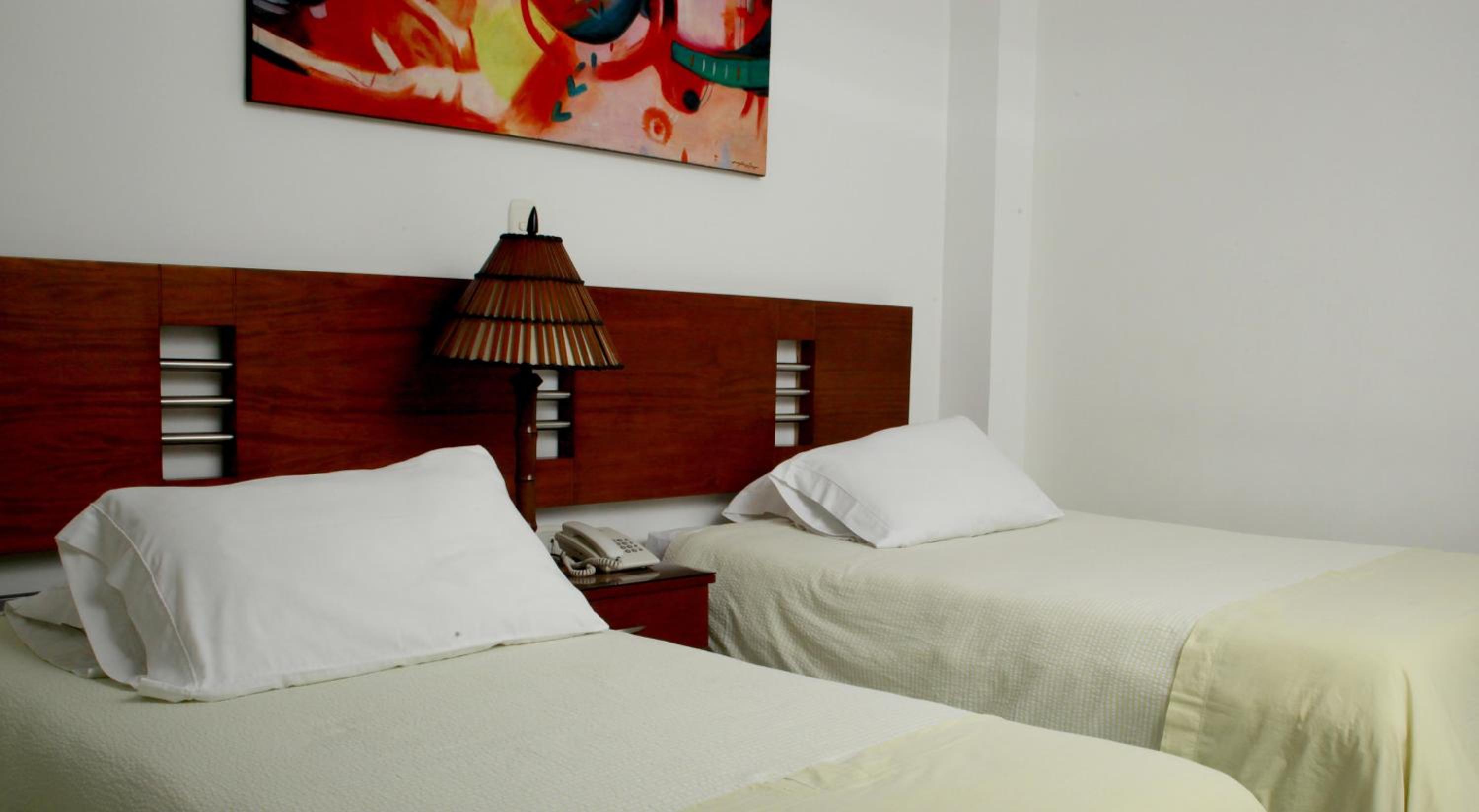 Double or Twin Room photo 3
