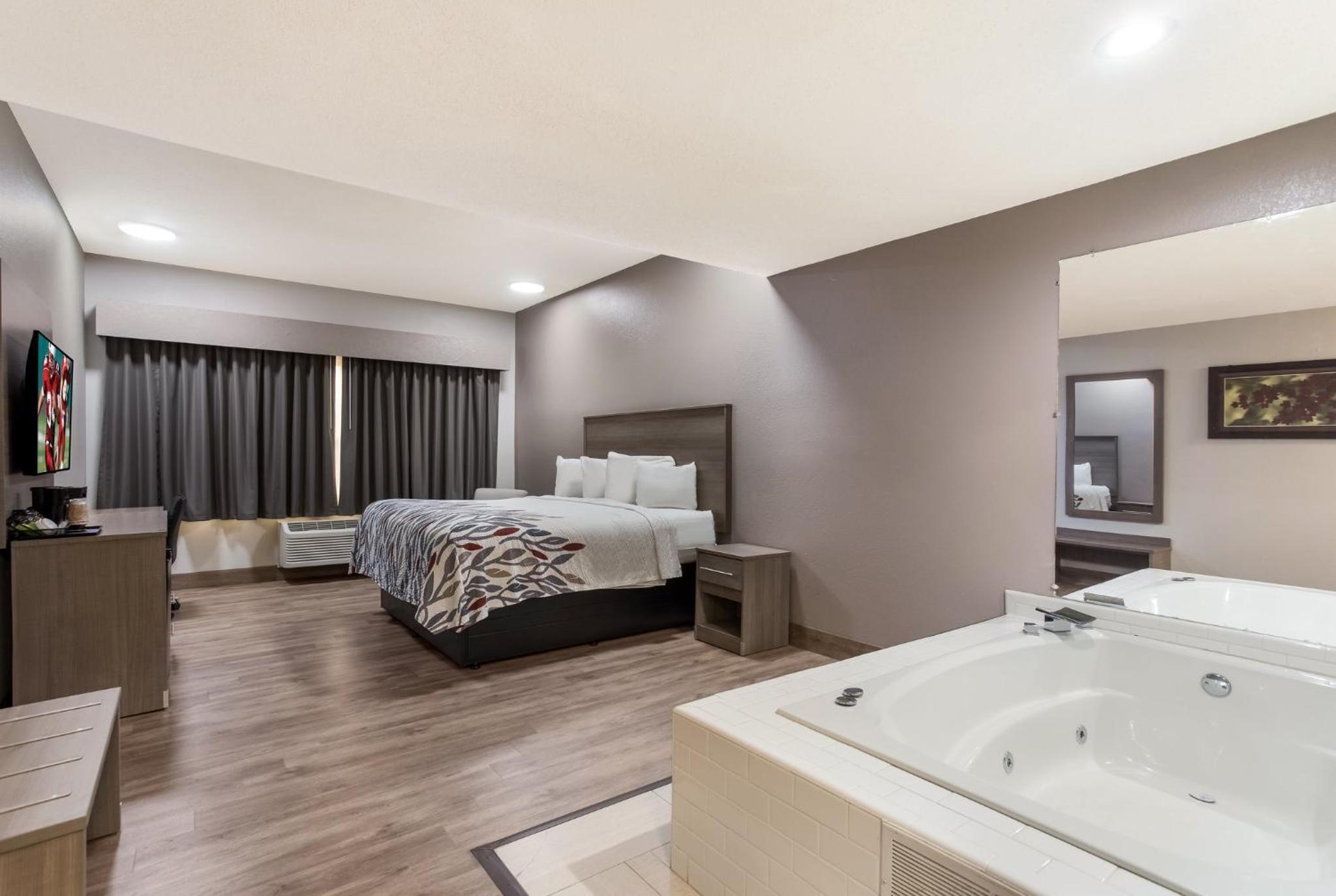 Suite King Room with Spa Bath Non-Smoking photo 1