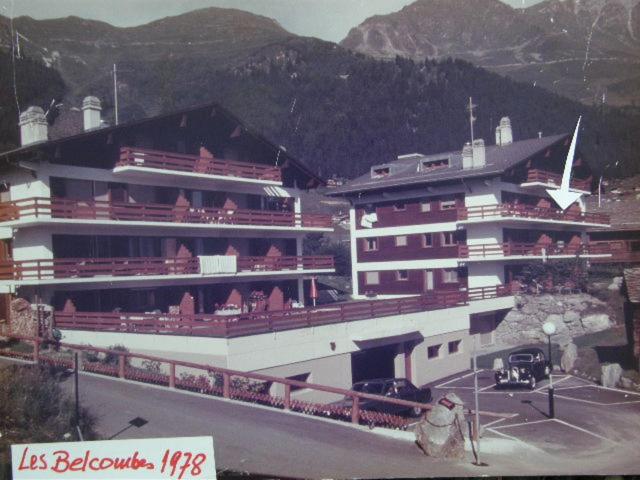 Apartment with Mountain View photo 2