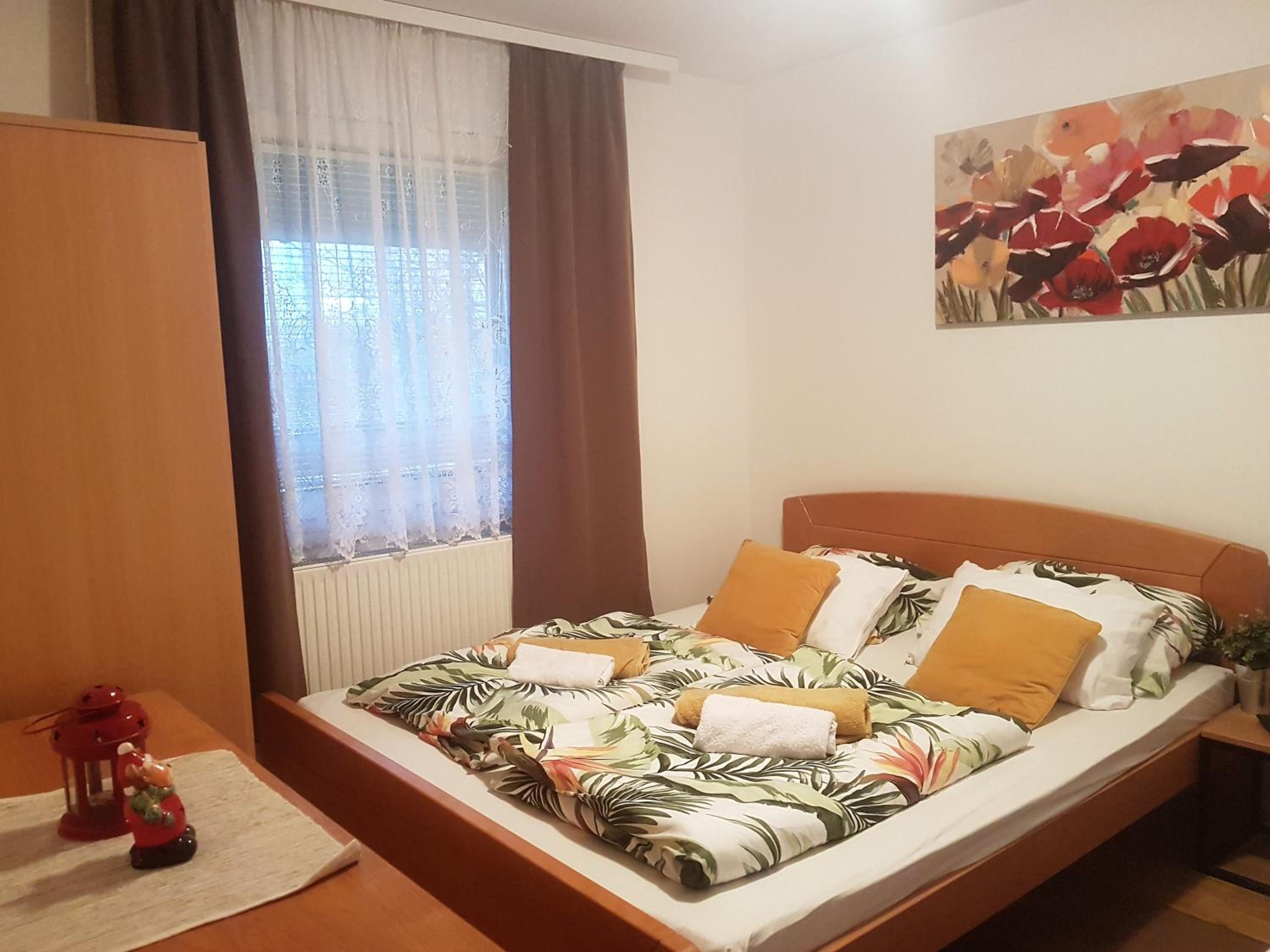 Two-Bedroom Apartment - Photo 4