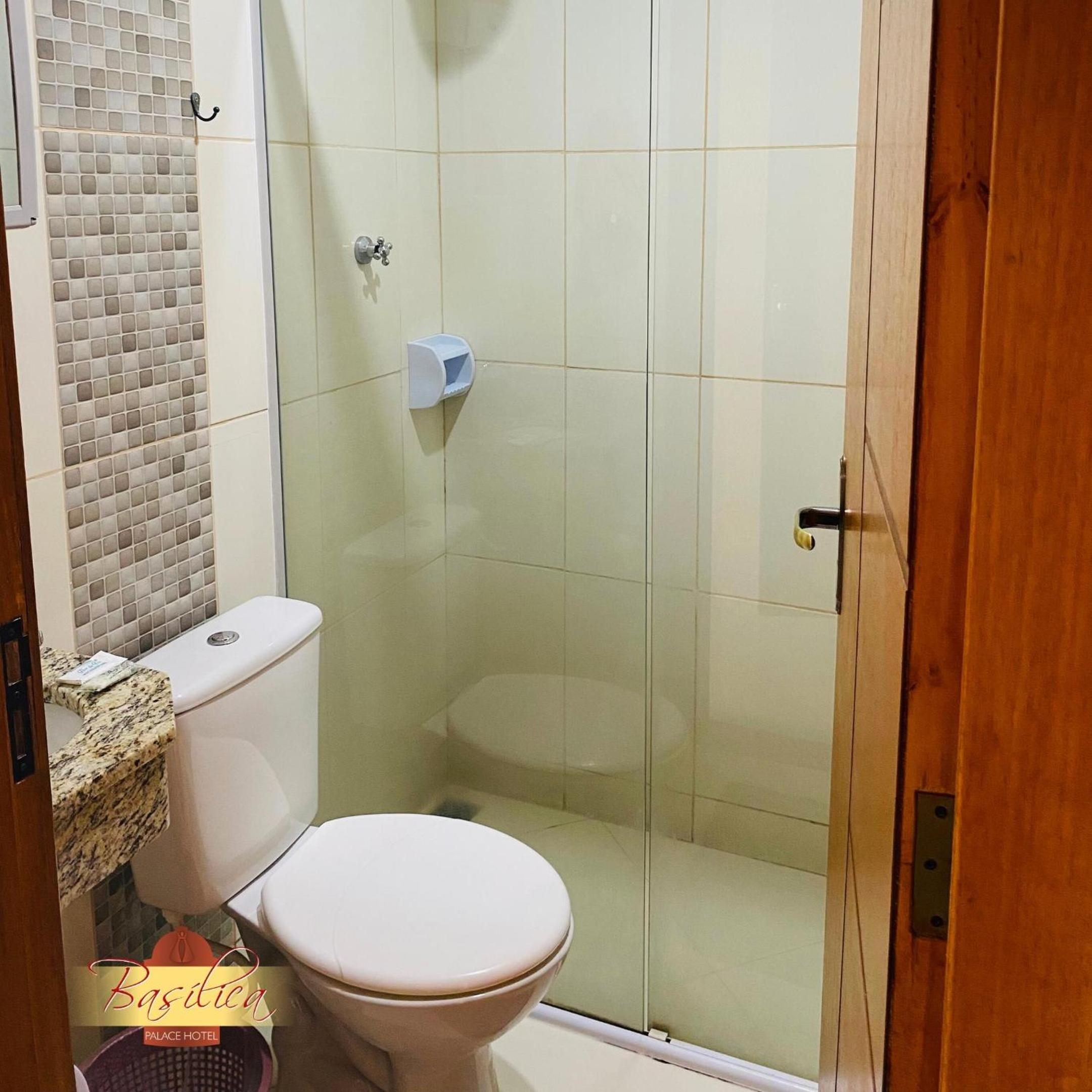 Double Room - Photo 5